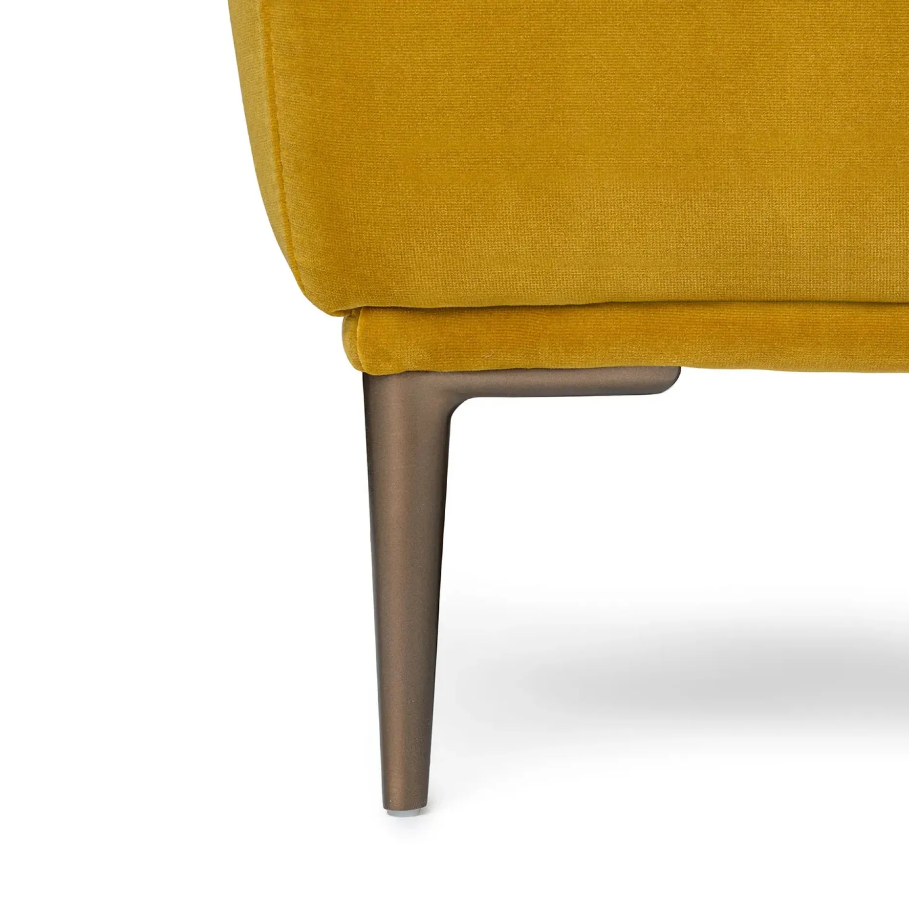 Abisko 45.5" Velvet Ottoman - Plush Yarrow Gold