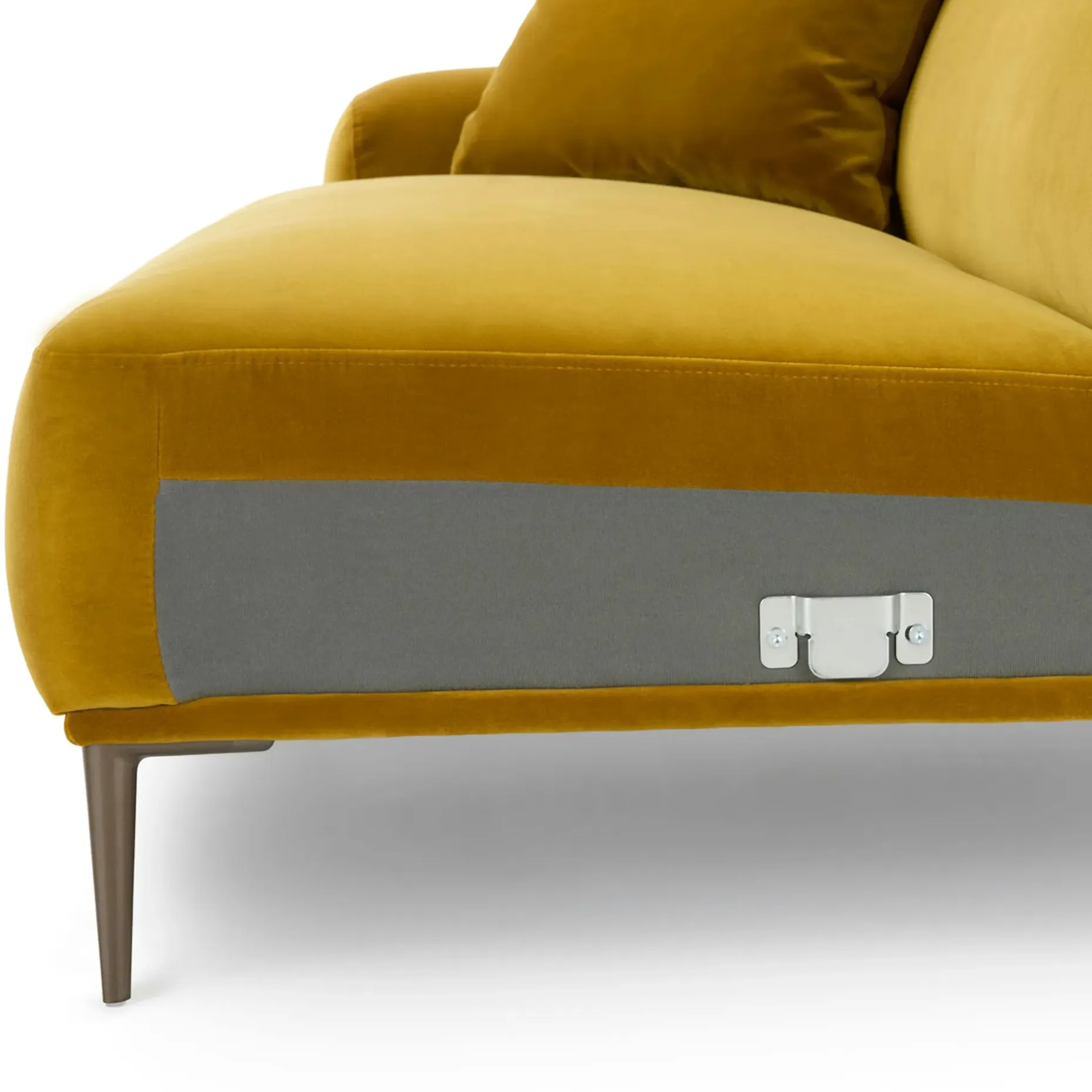 Abisko 94.5" Velvet Right Sectional - Plush Yarrow Gold