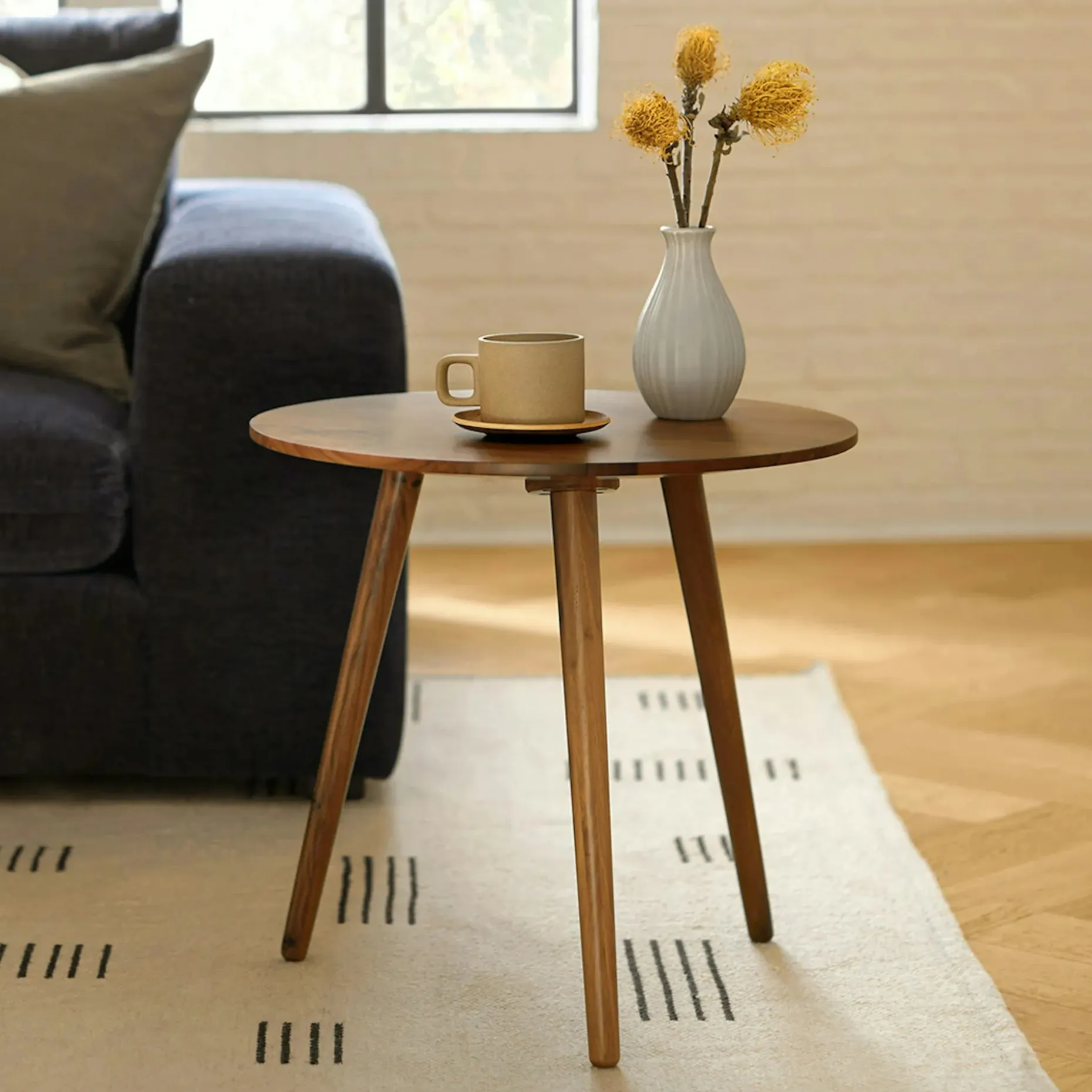 Amoeba Side Table - Walnut