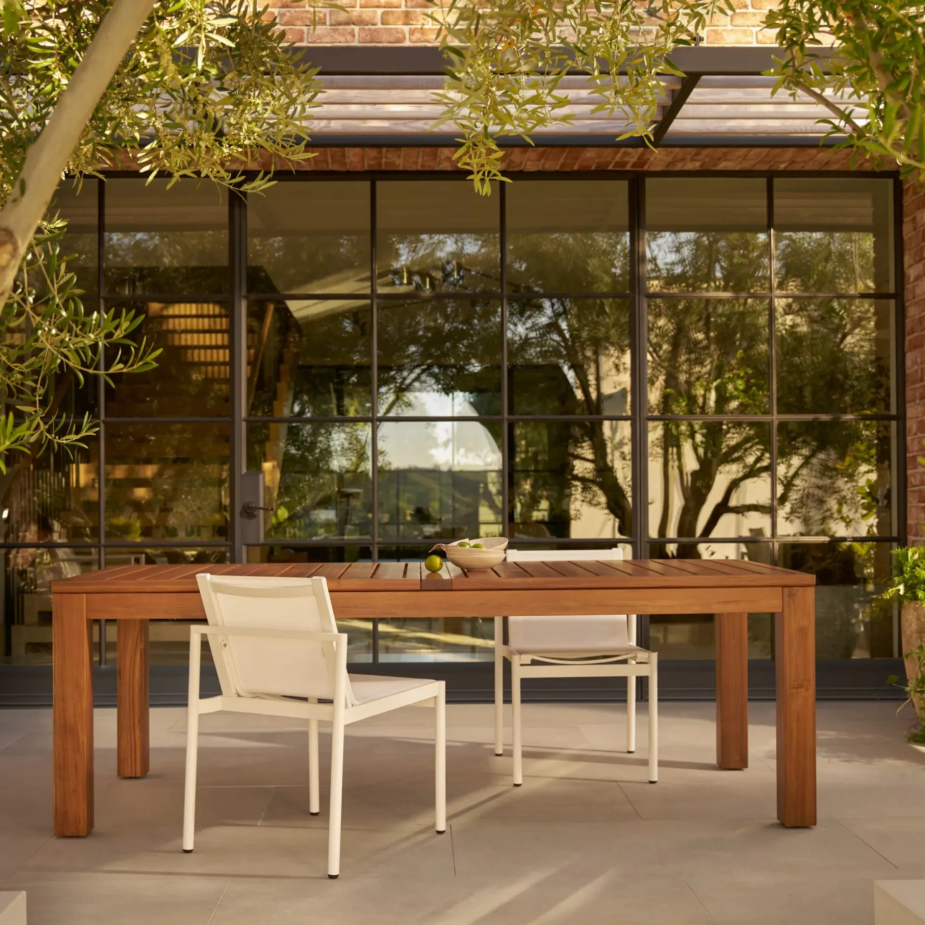 Avalon 74.5" - 98" Outdoor Extendable Dining Table - Acacia