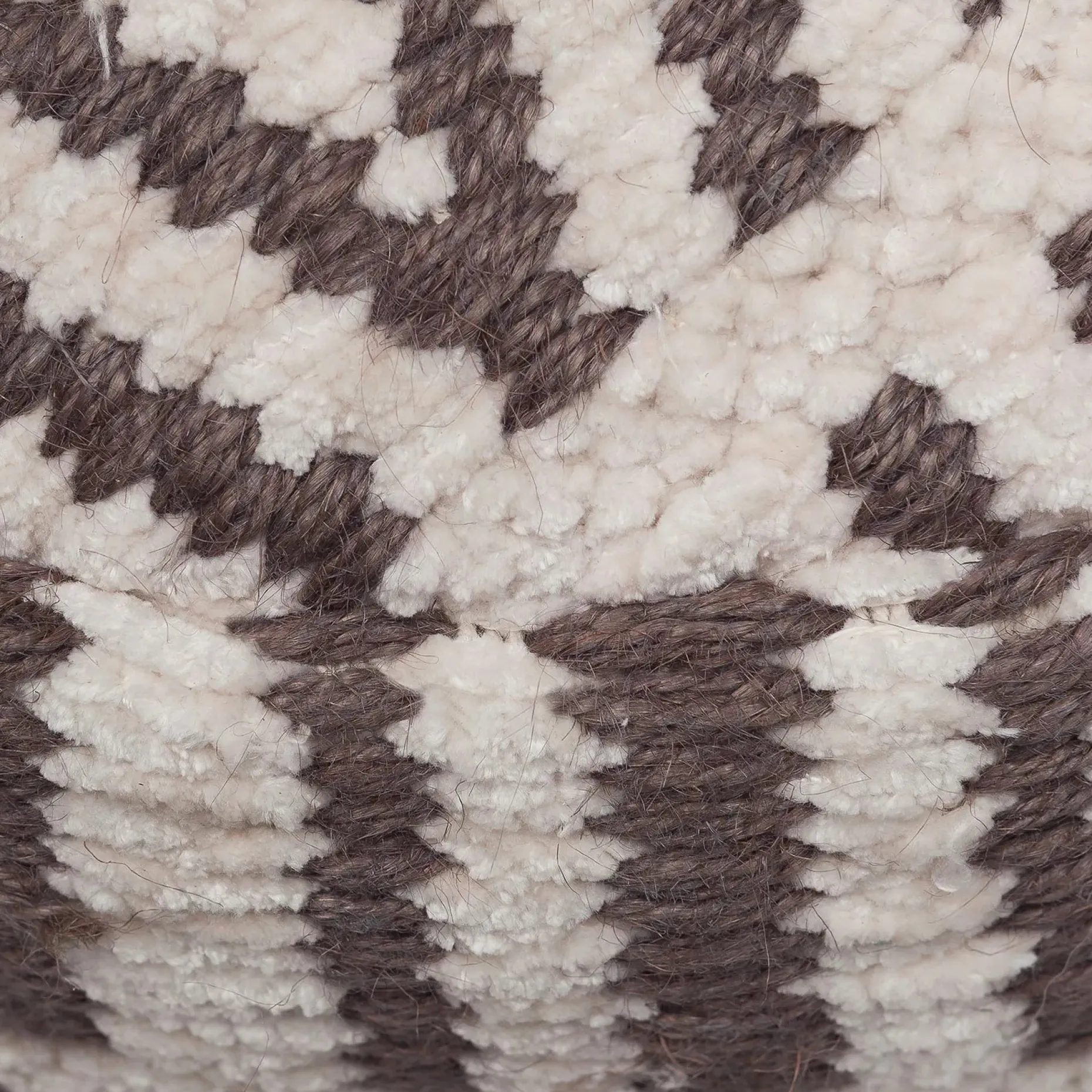 Bamba 16" Pouf