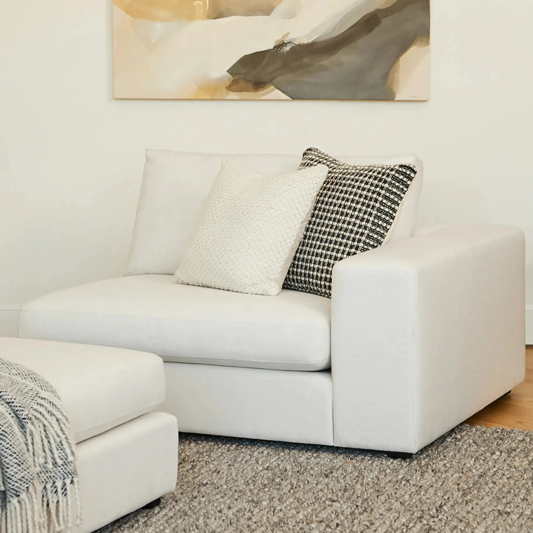 Beta 49" Right Arm Chair Module - Quartz White