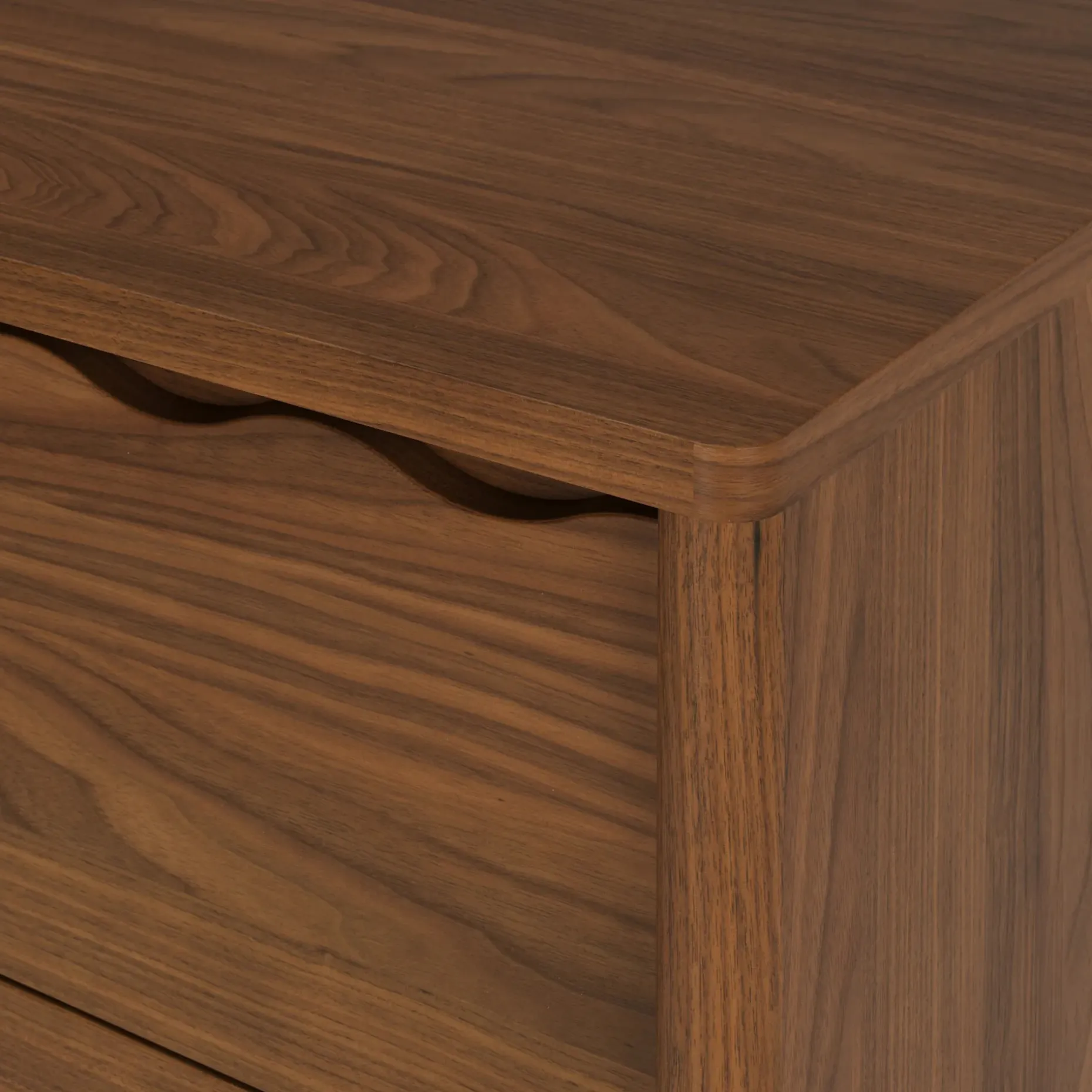 Boe 6-Drawer Double Dresser - Walnut