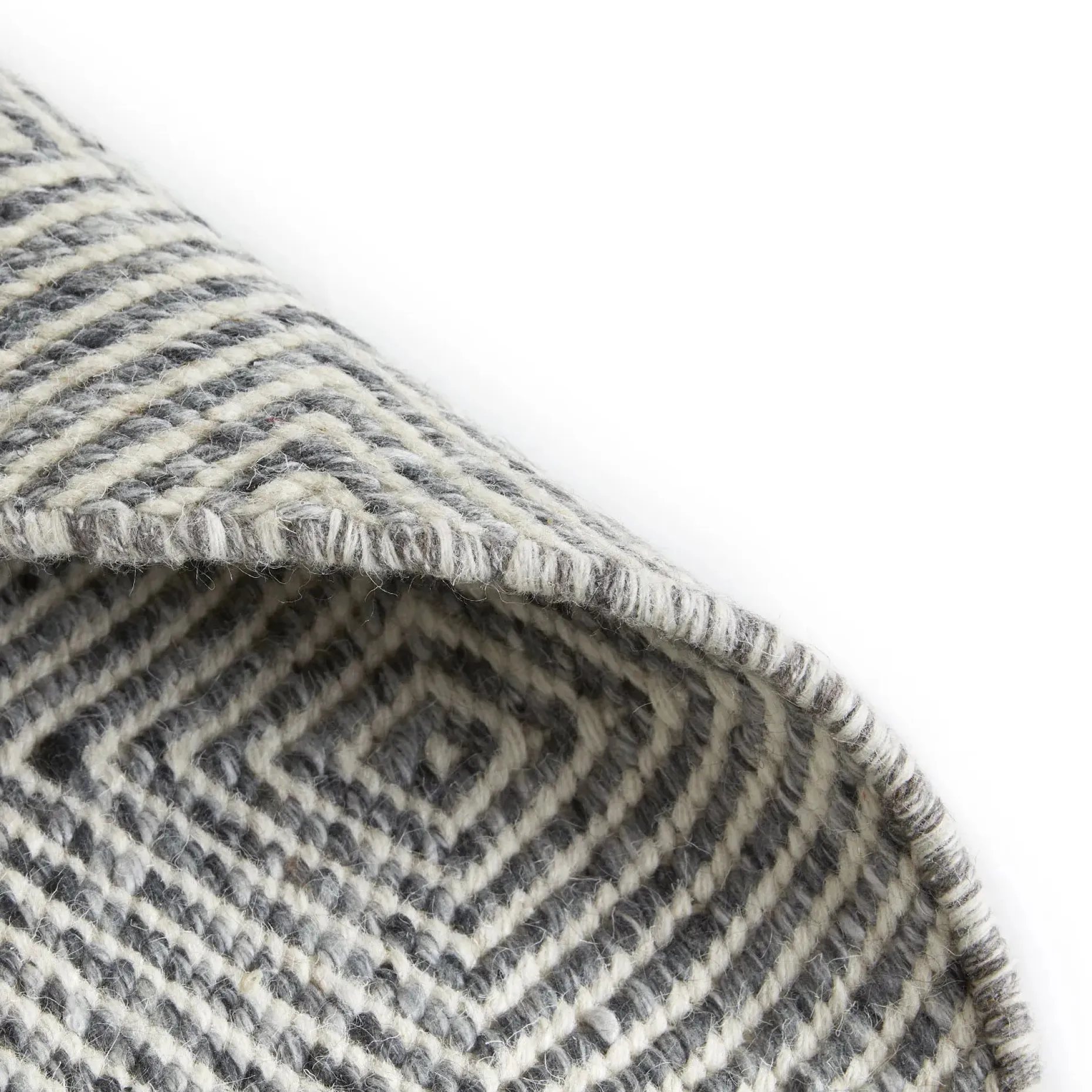 Bovi 6 x 9 Rug - Silver Gray