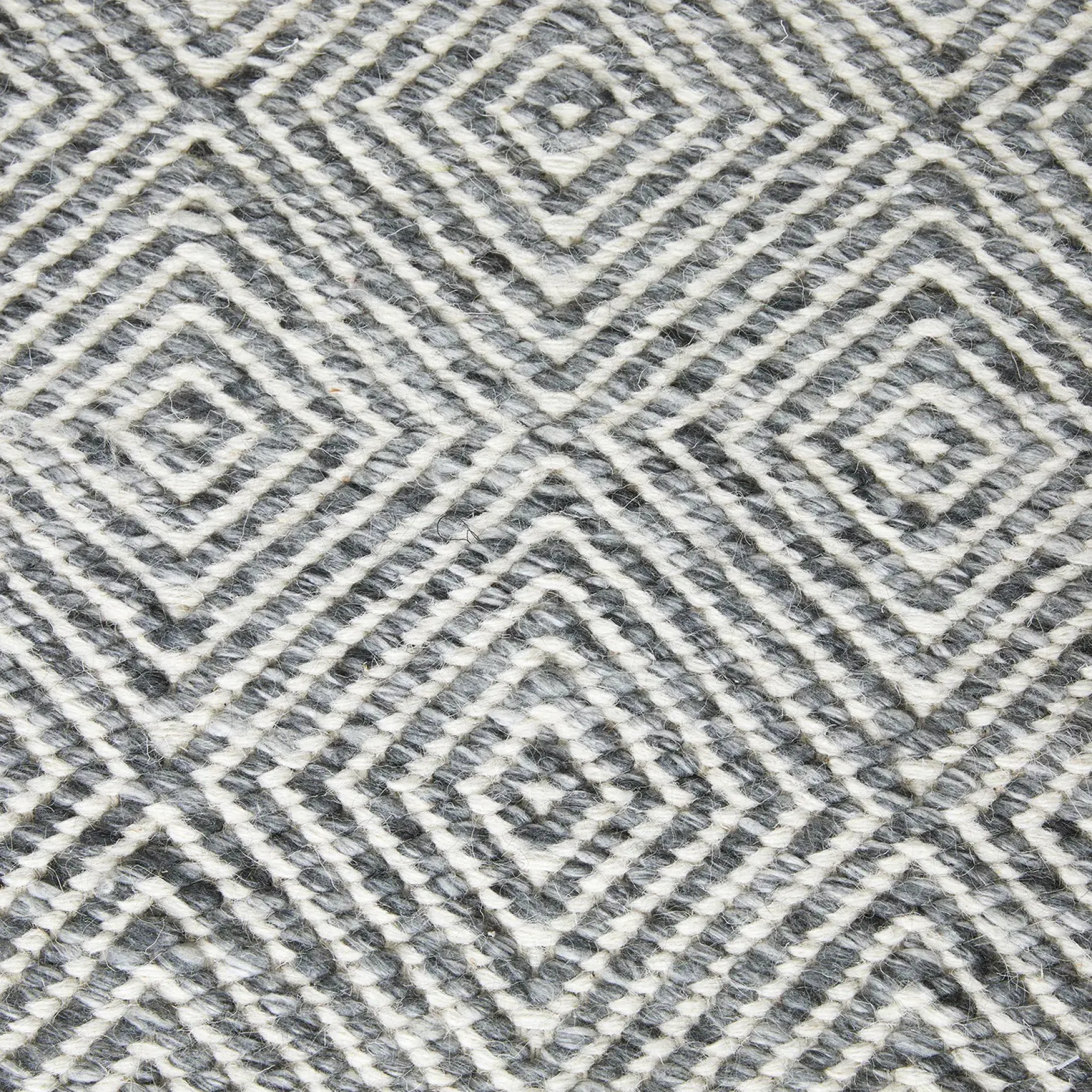 Bovi 8 x 10 Rug - Silver Gray