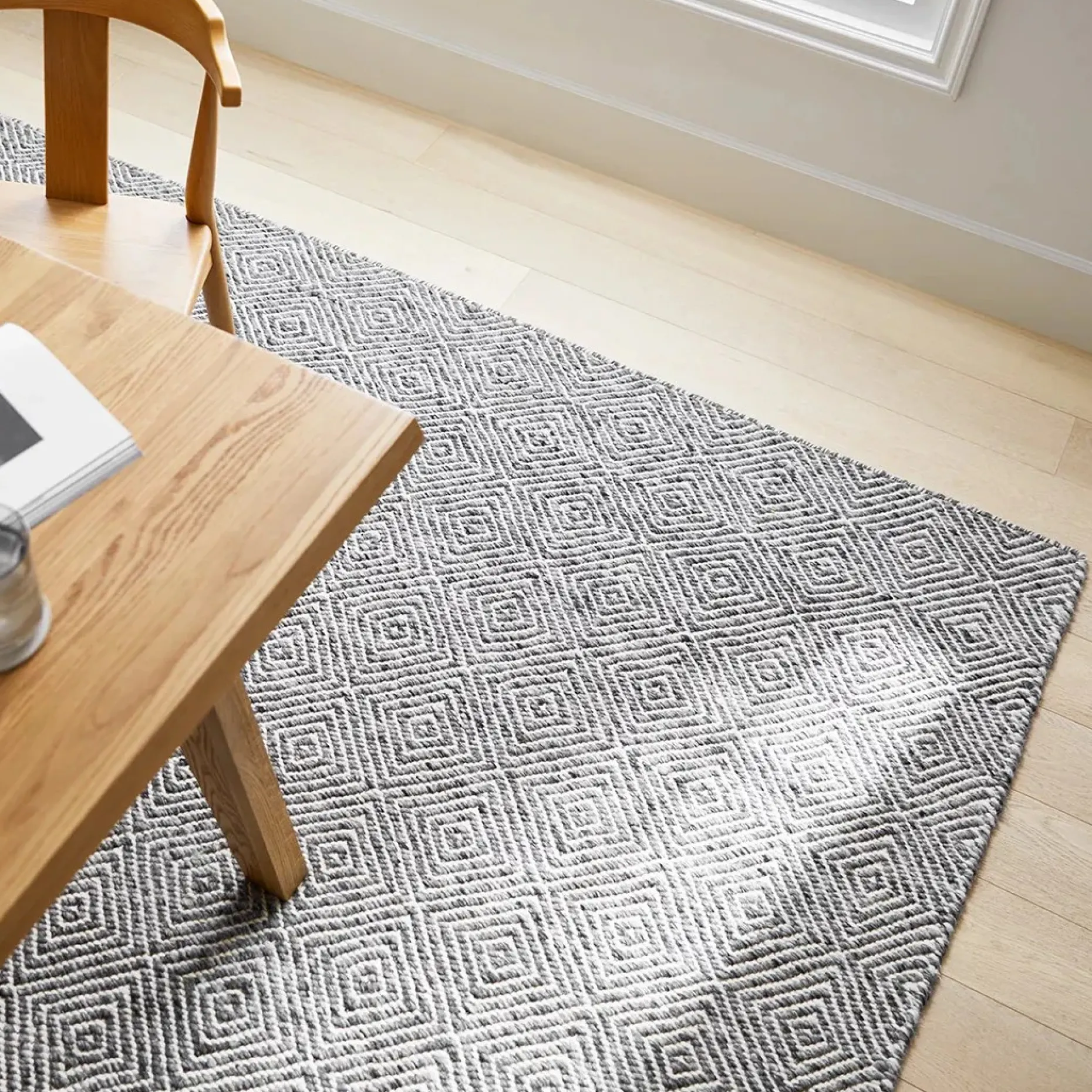 Bovi 9 x 12 Rug - Silver Gray