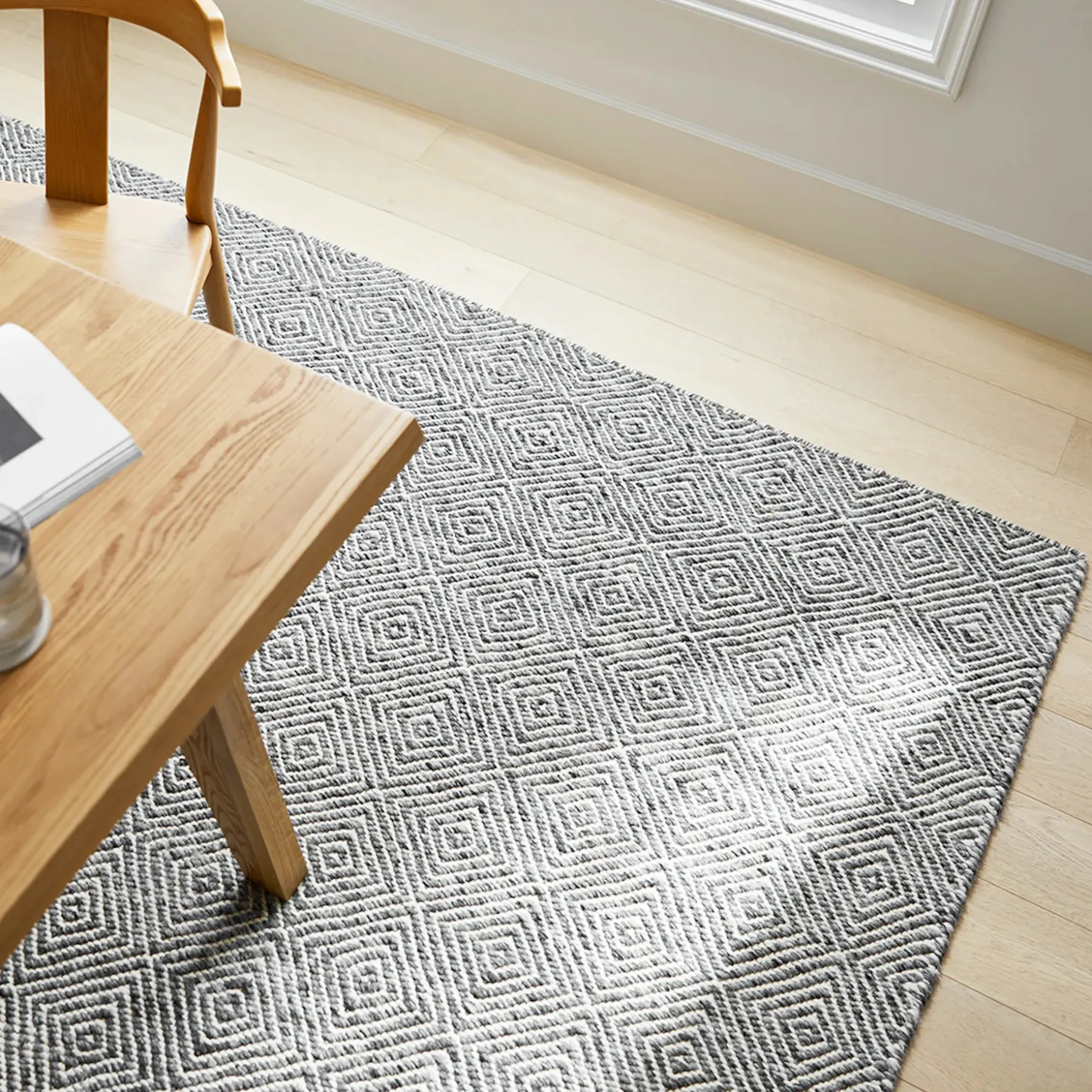 Bovi 9 x 12 Rug - Silver Gray