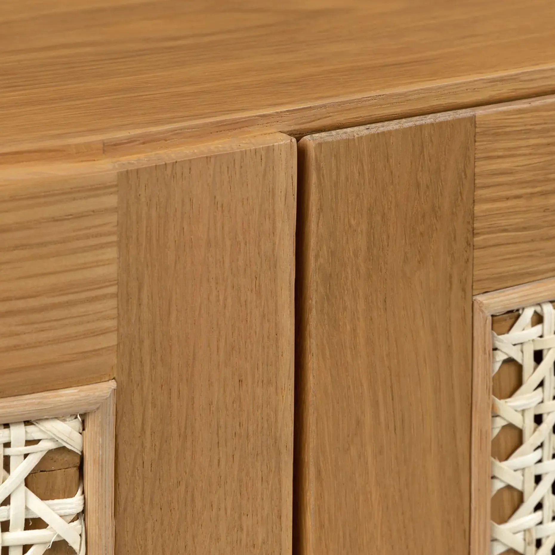 Candra 63" Media Unit - Oak