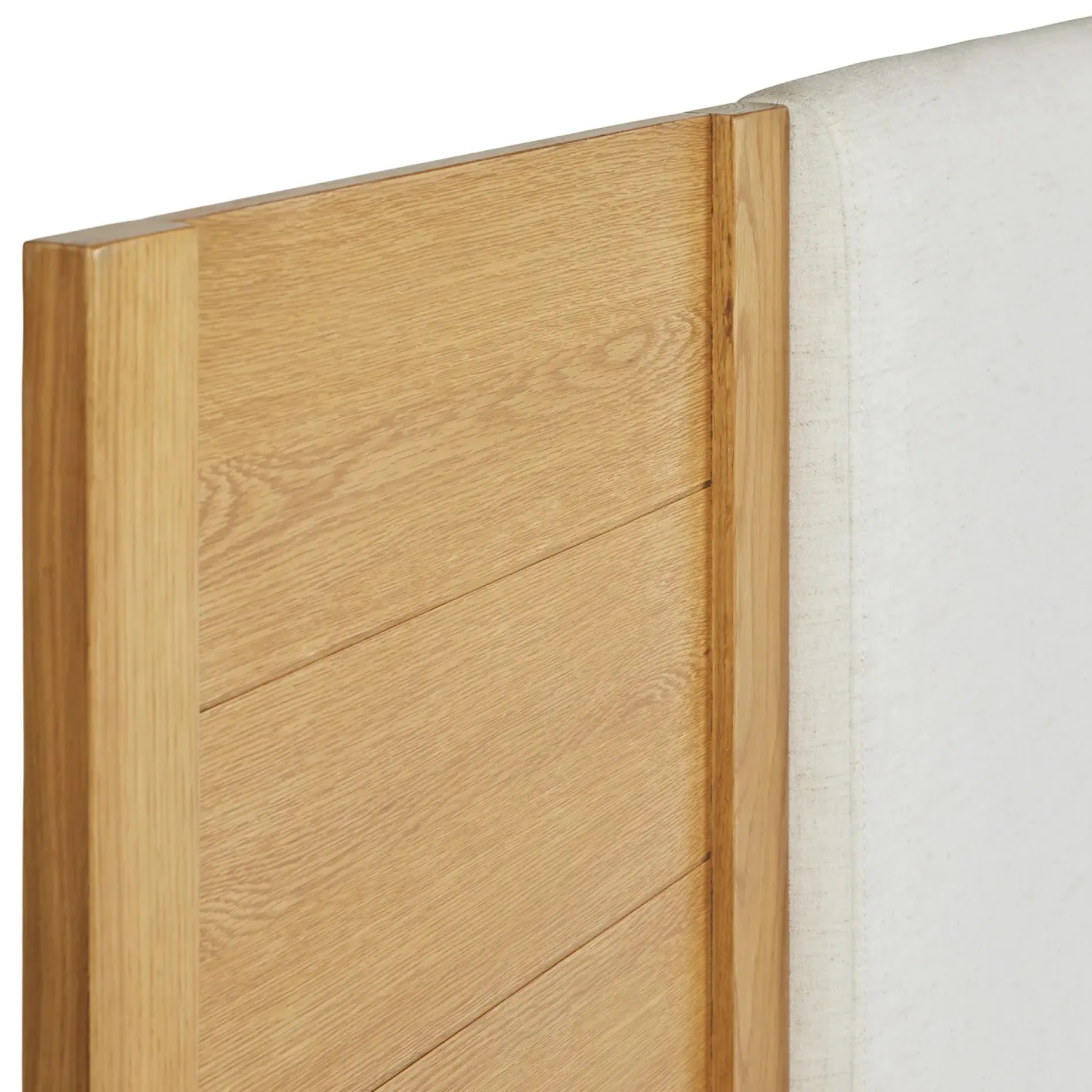 Cassie King Upholstered Bed with Nightstands - Natural Oak and Ivory Chenille