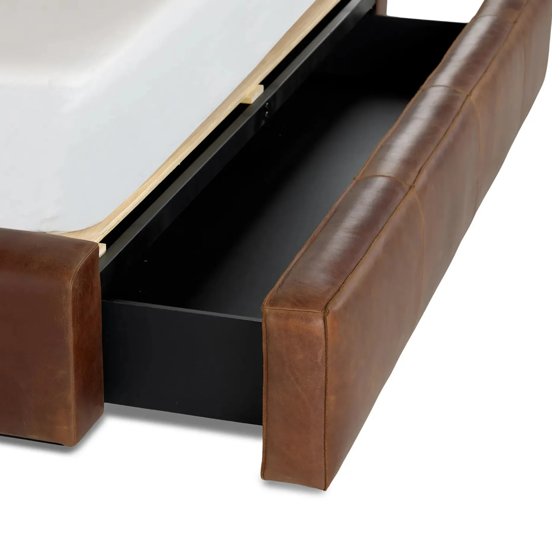 Cigar Queen Leather Storage Bed - Rawhide Brown