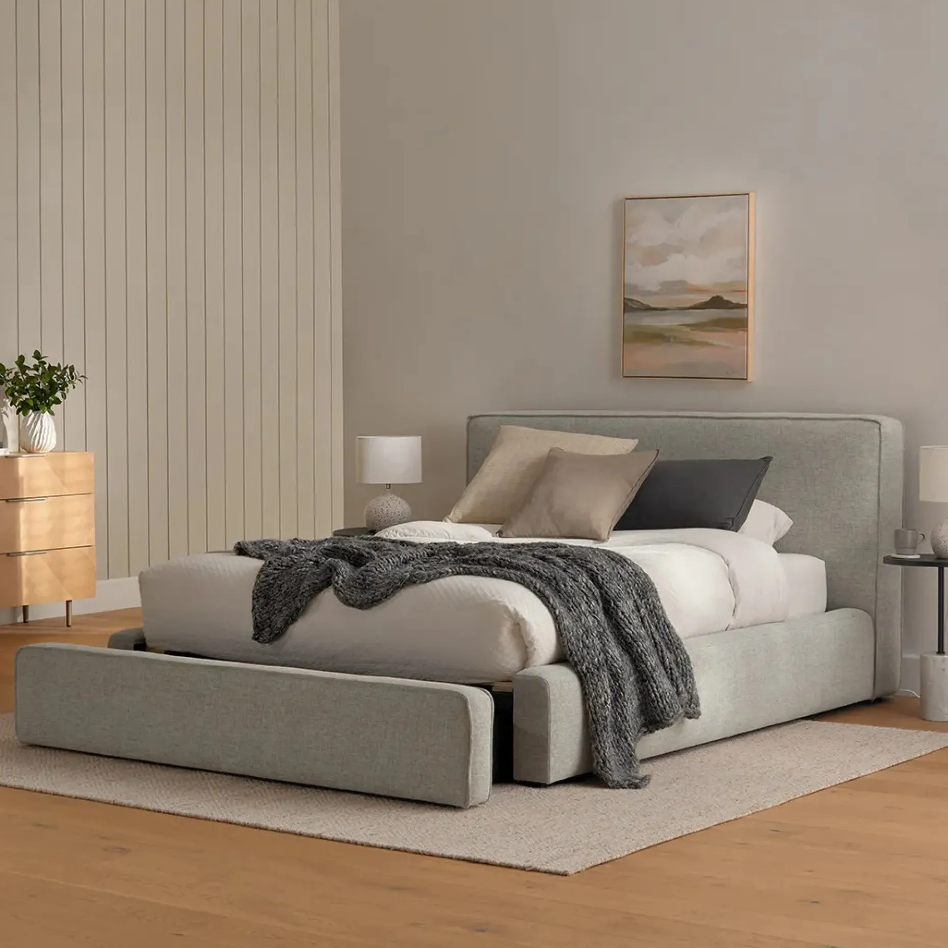 Cigar Queen Upholstered Storage Bed - Birch Ivory