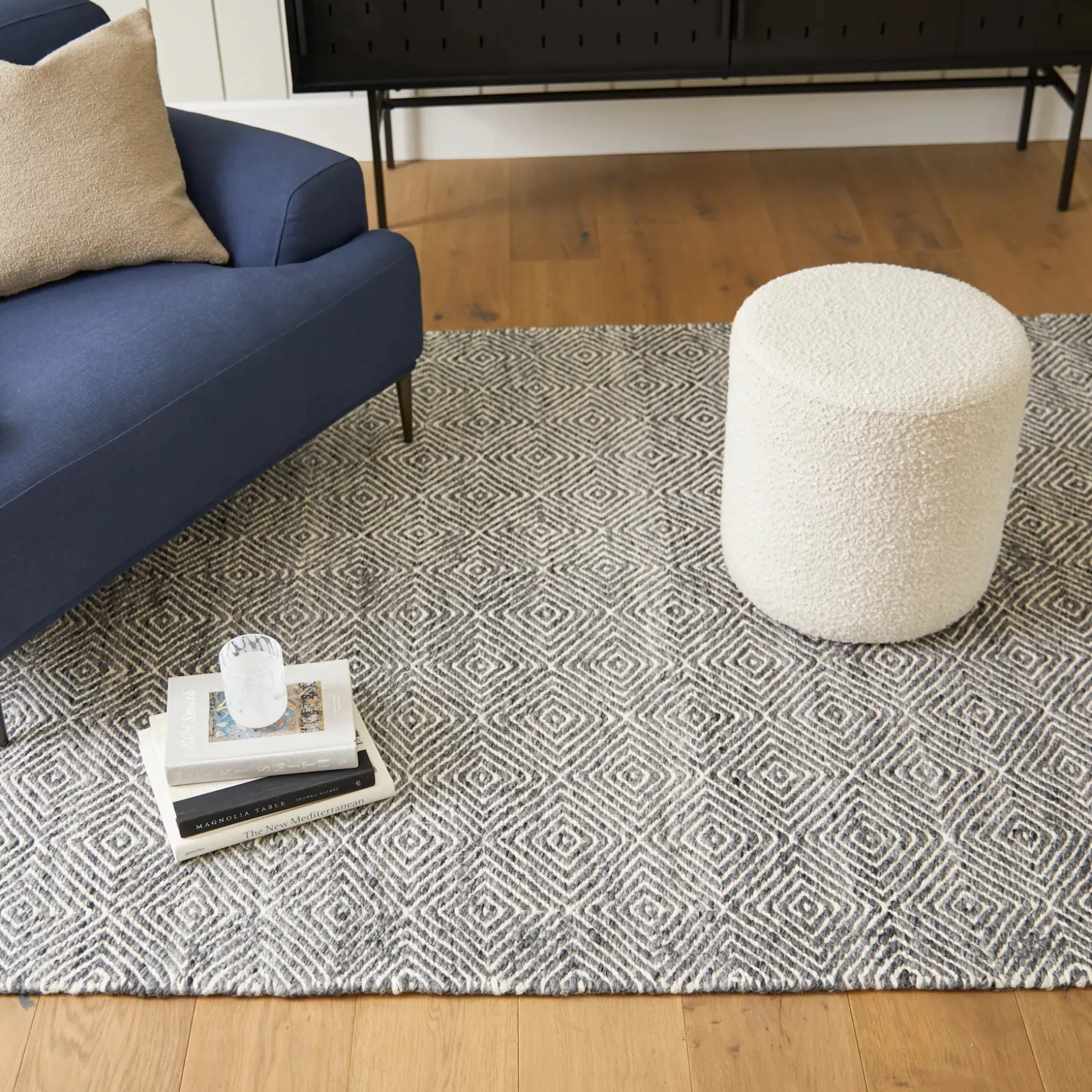 Cilo 16" Ottoman - Ivory Bouclé