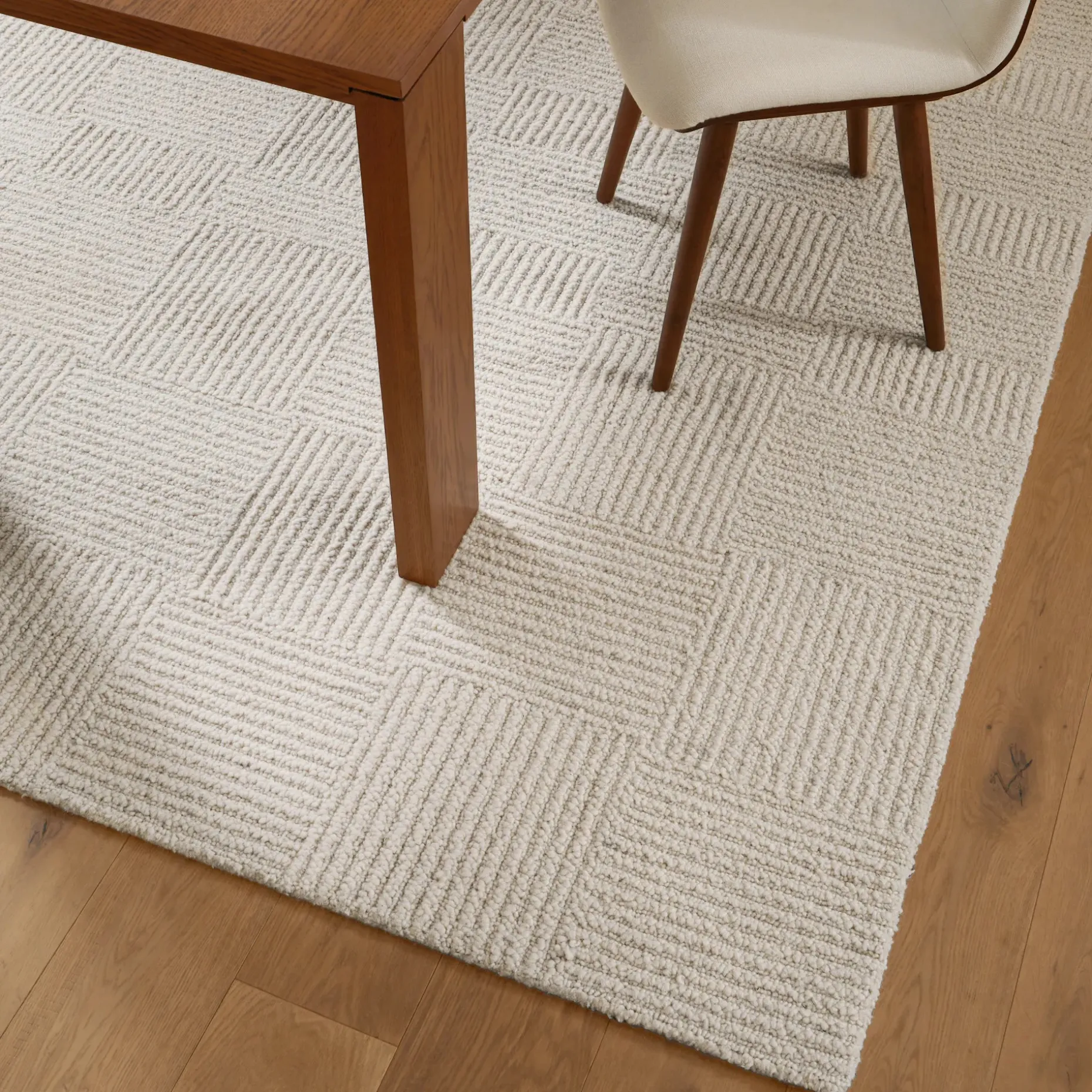 Clyde 8 x 10 Wool Rug - Textured Ivory