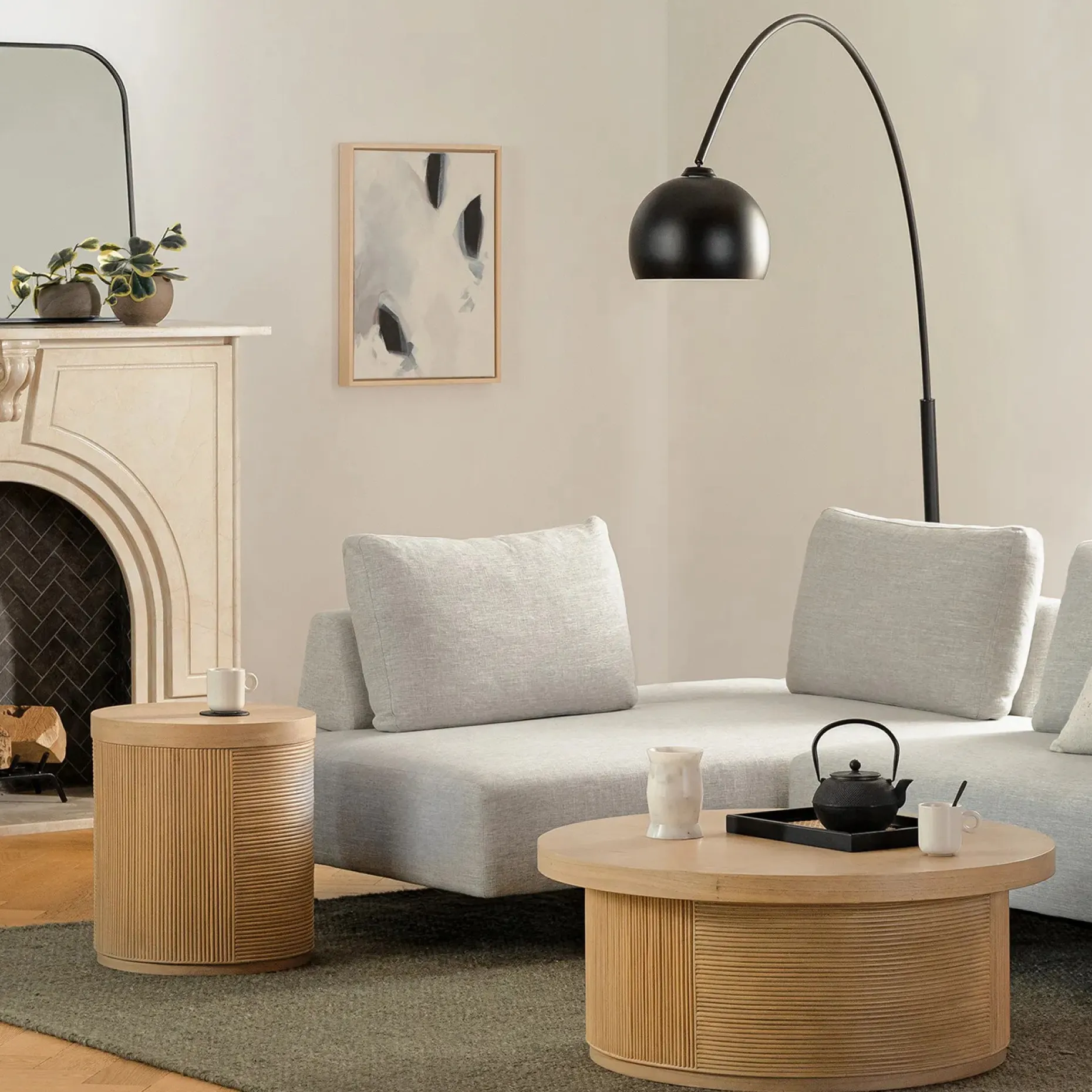 Crescent Floor Lamp - Black