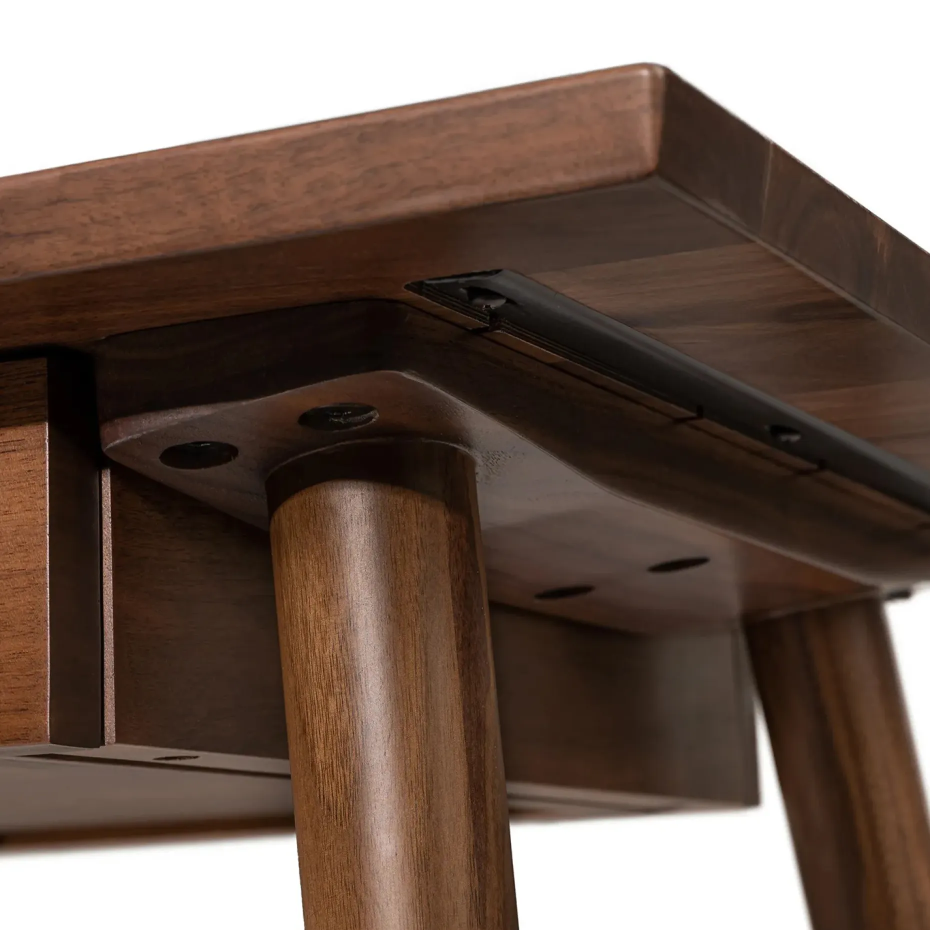 Culla 55" Desk - Walnut