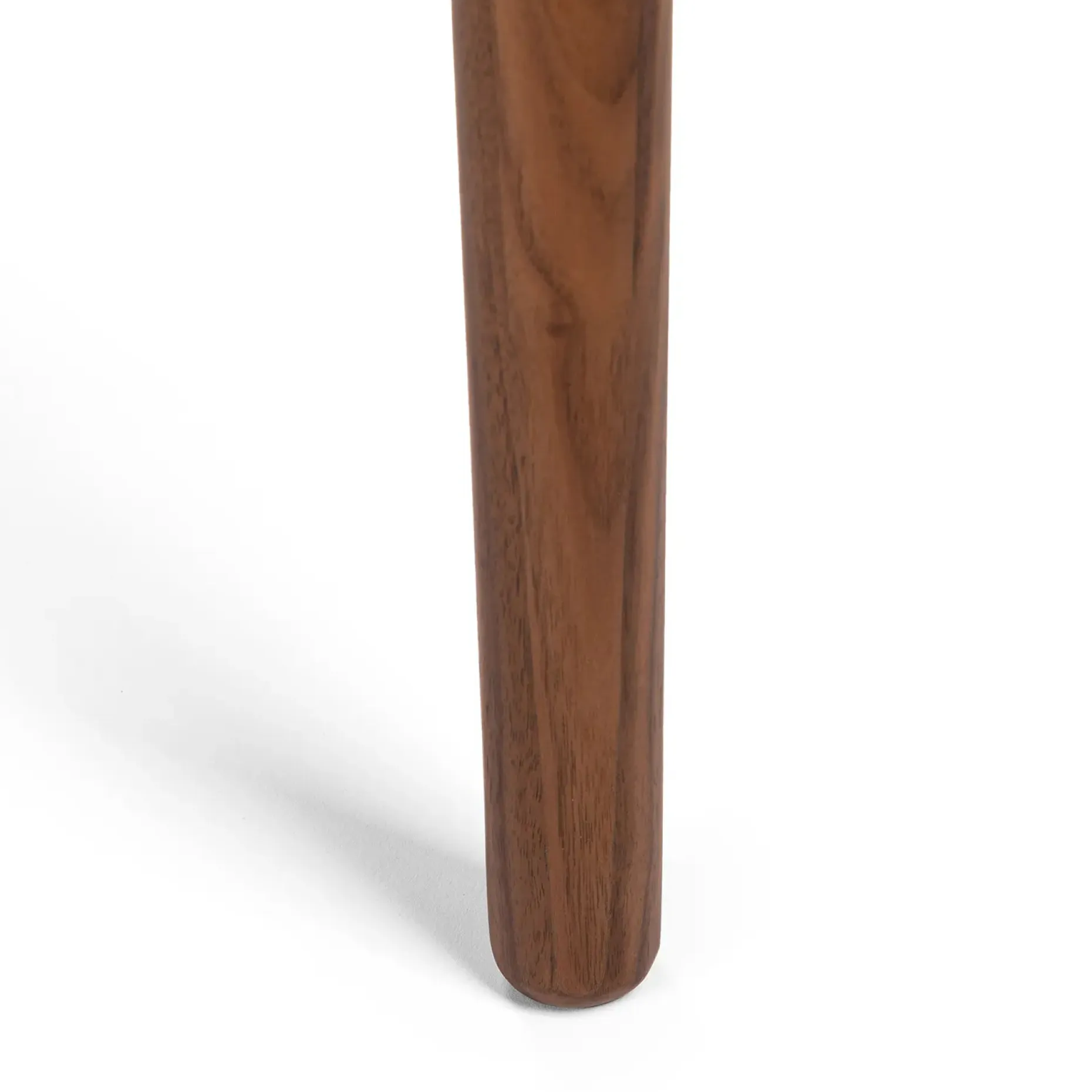 Culla 55" Desk - Walnut