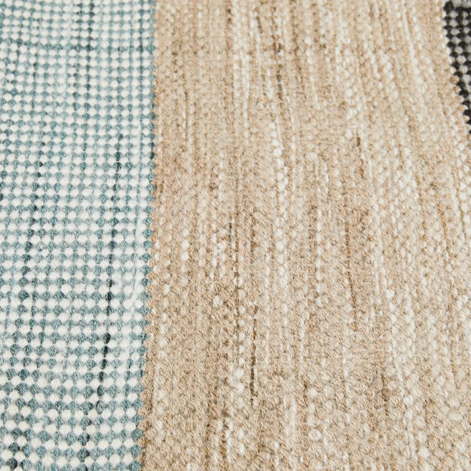Elko 9 x 12 Indoor/Outdoor Rug - Geode
