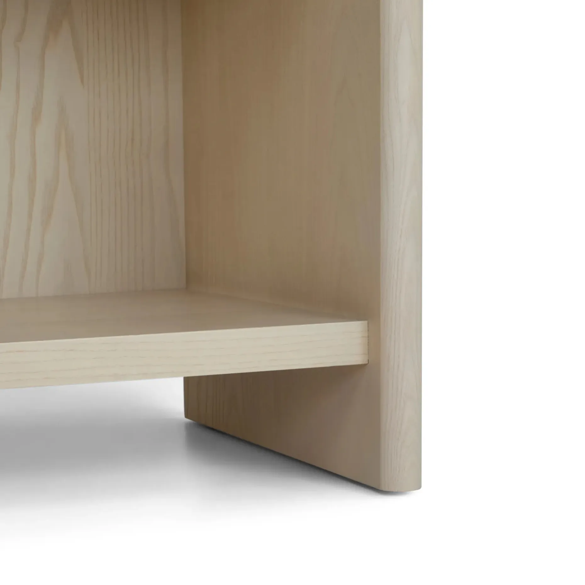 Faydra 34.5" Bookcase - Natural Ash