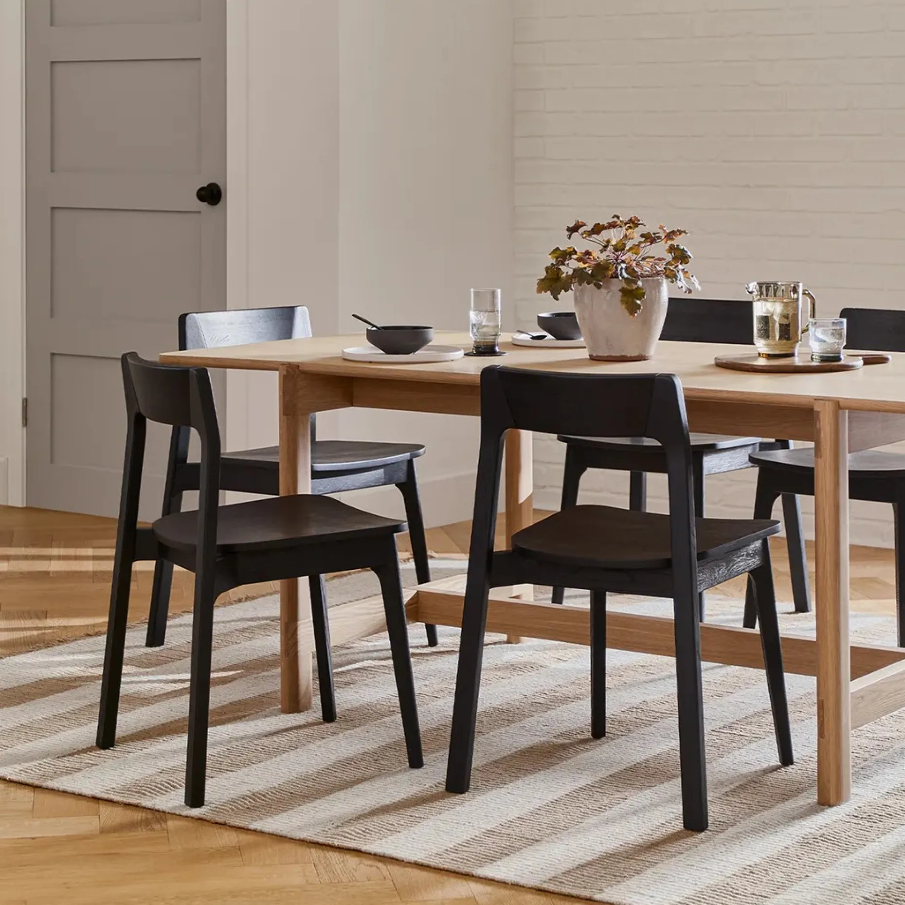 Gusfa Stackable Dining Chair - Black