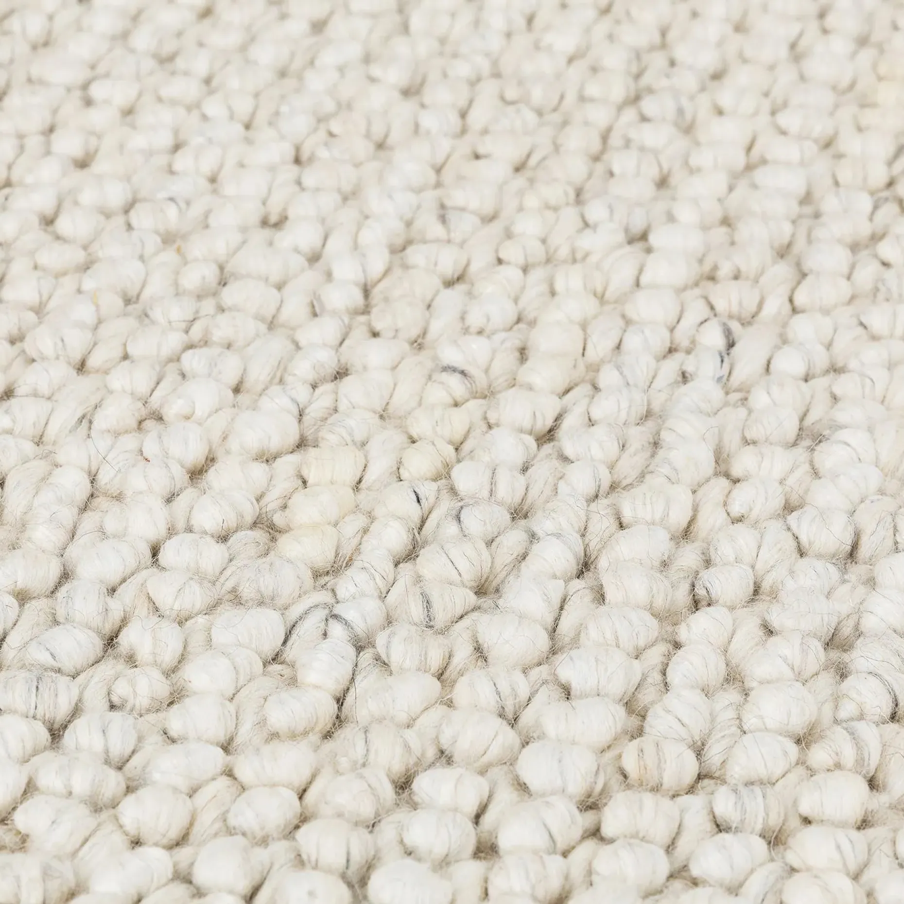 Hira 8 x 10 Rug - Natural Ivory