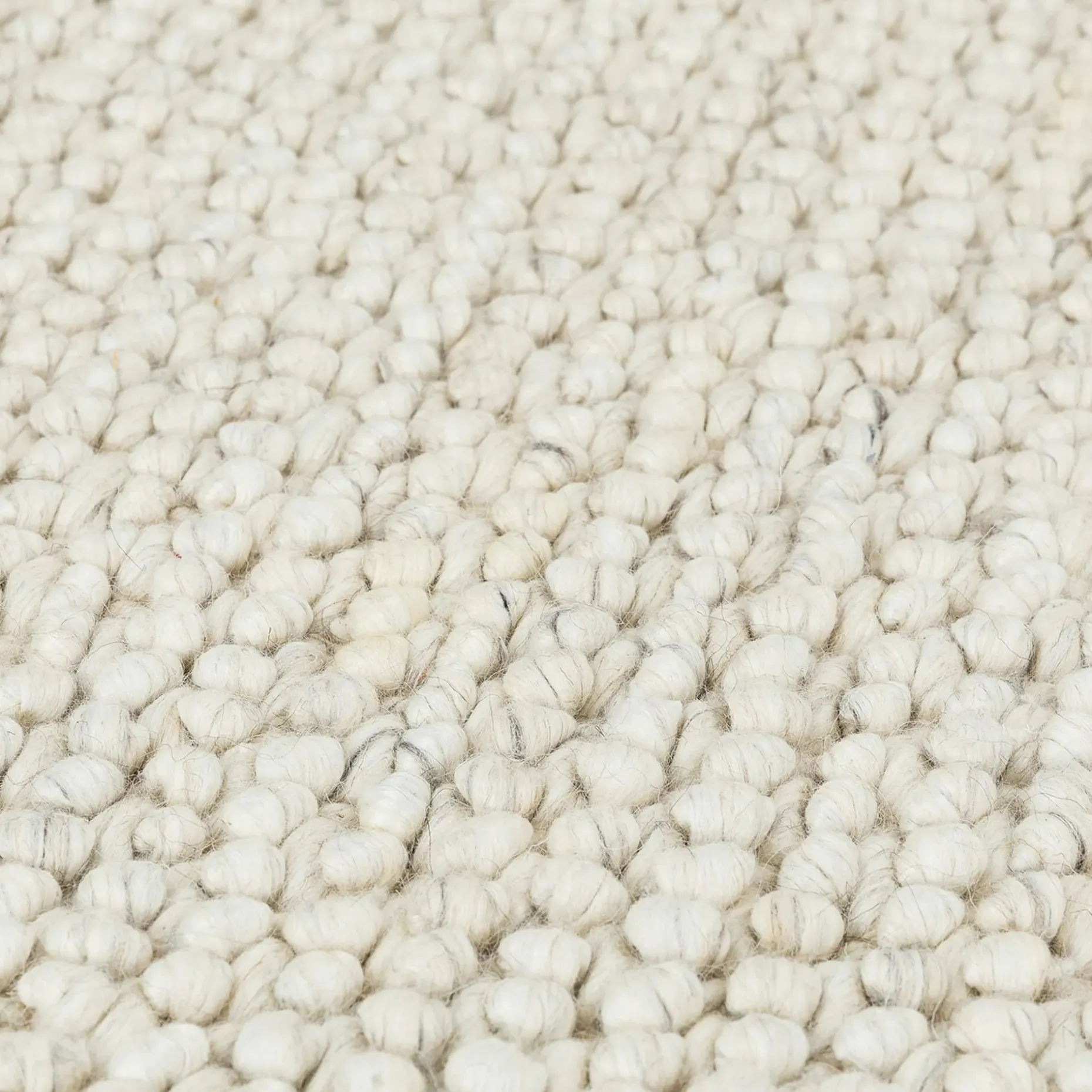 Hira 5 x 8 Rug - Natural Ivory