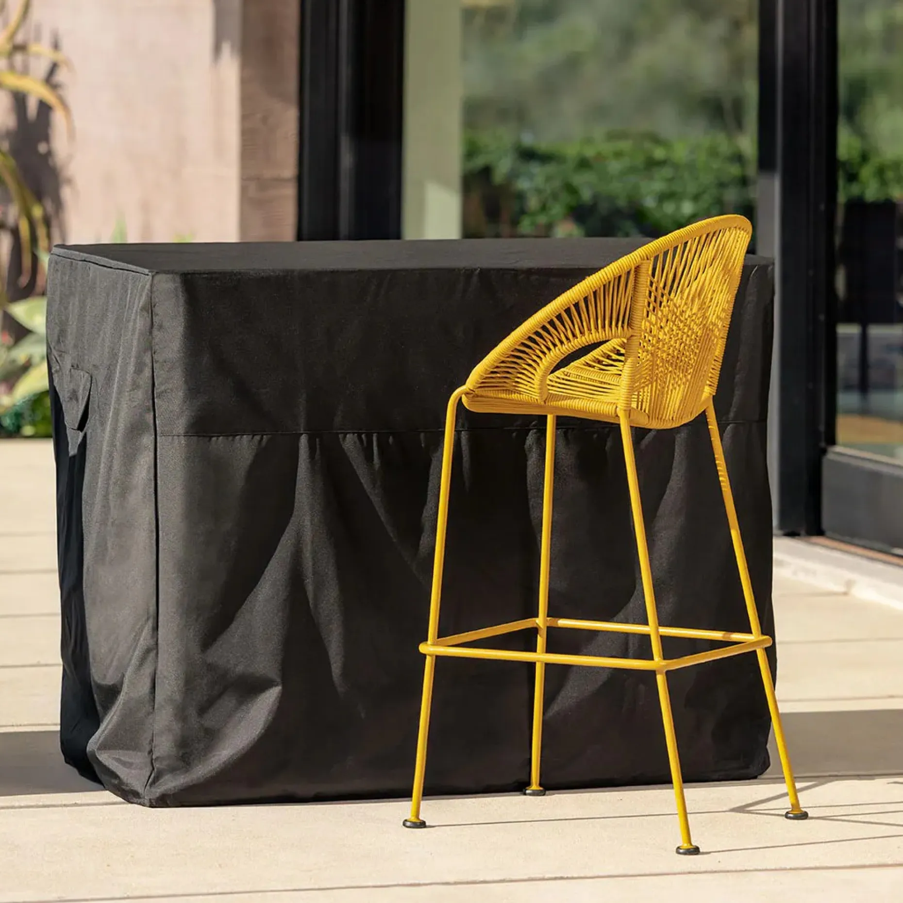 Hofte Outdoor Bar Table Cover