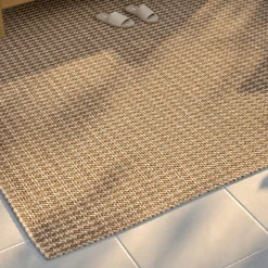 Hundur 8 x 10 Indoor/Outdoor Rug - Houndstooth