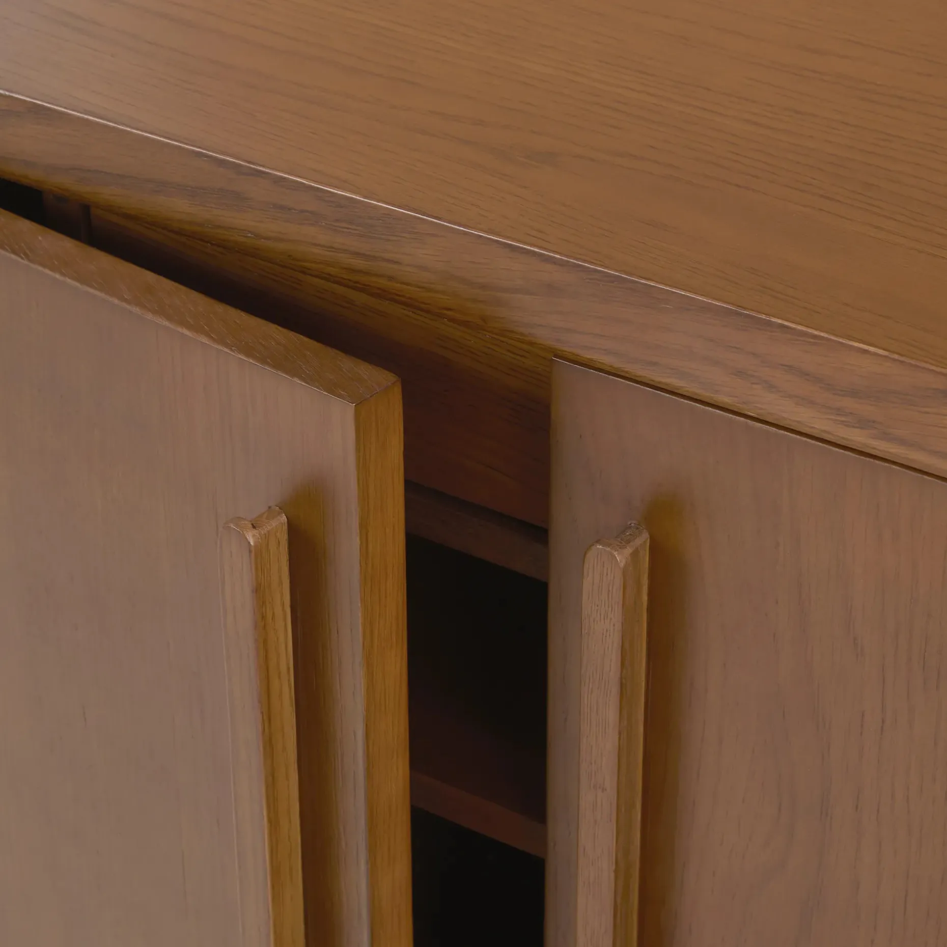 Jens 38" Bar Cabinet - Smoked Oak