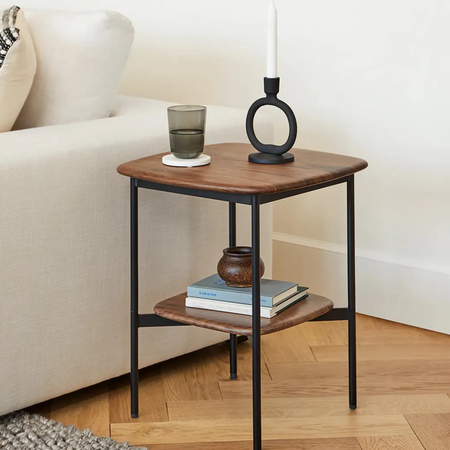 Jeppa Side Table - Walnut