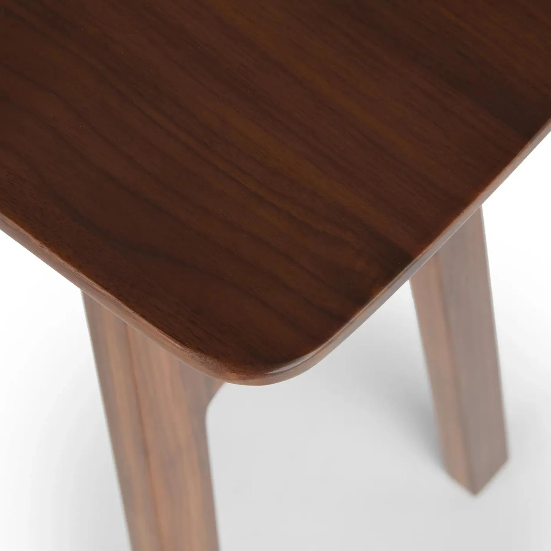 Kirun 47" Console - Walnut