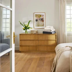 Kouva 6-Drawer Dresser - Natural Oak