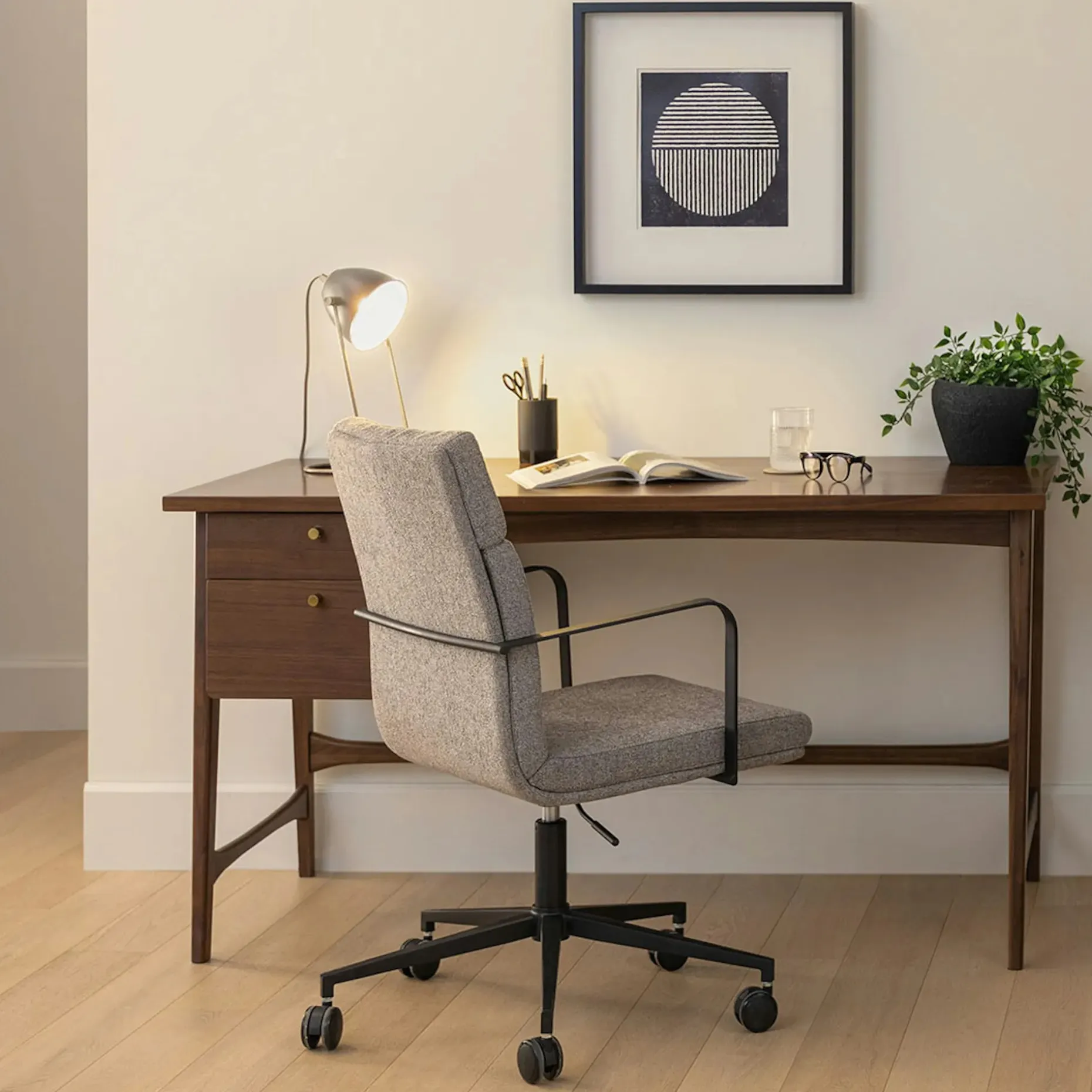 Krossa 58.5" Desk - Walnut