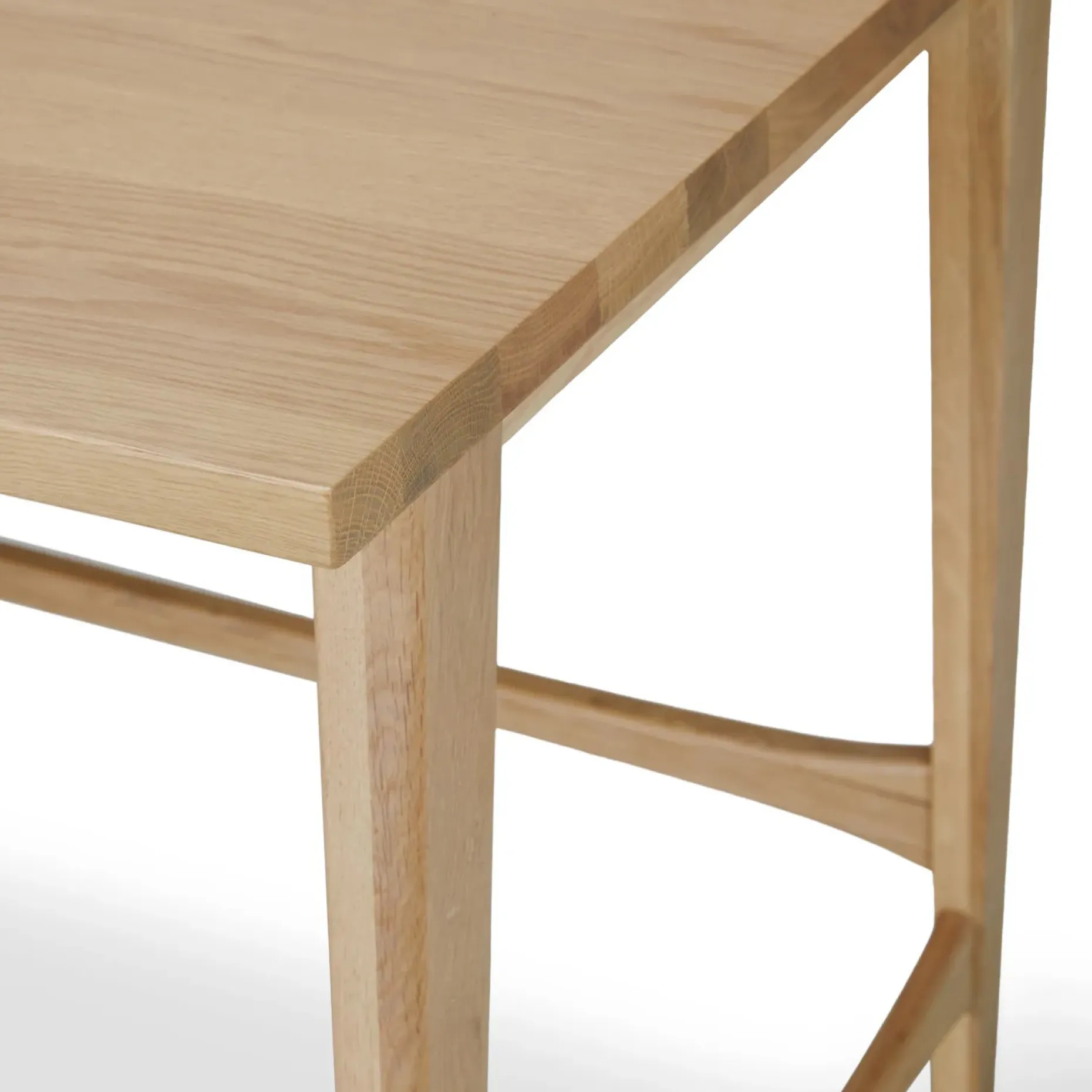 Krossa 58.5" Desk - White Oak