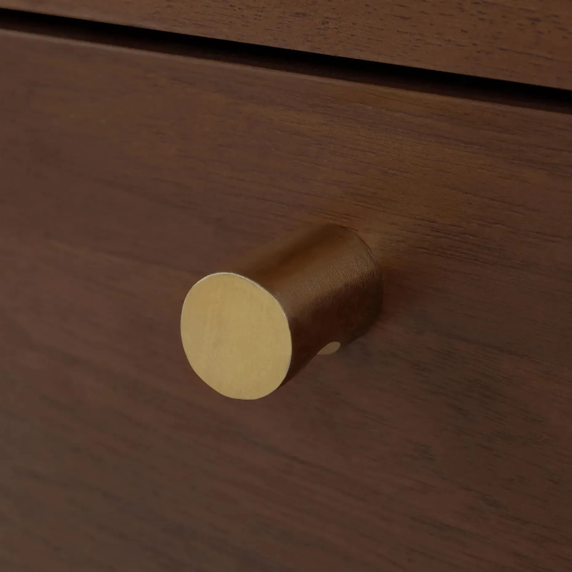 Krossa 65" Executive Desk - Walnut