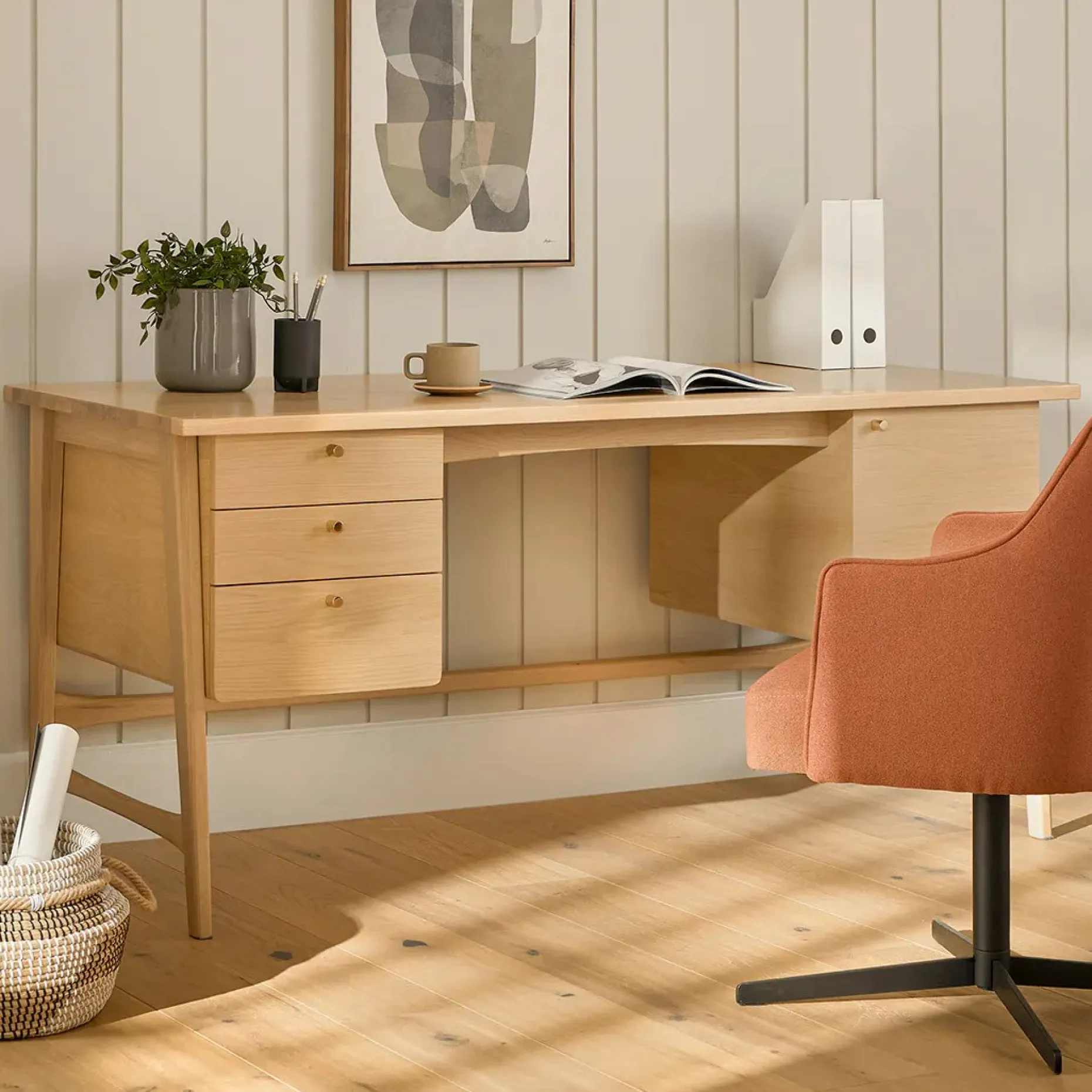 Krossa 65" Executive Desk - White Oak
