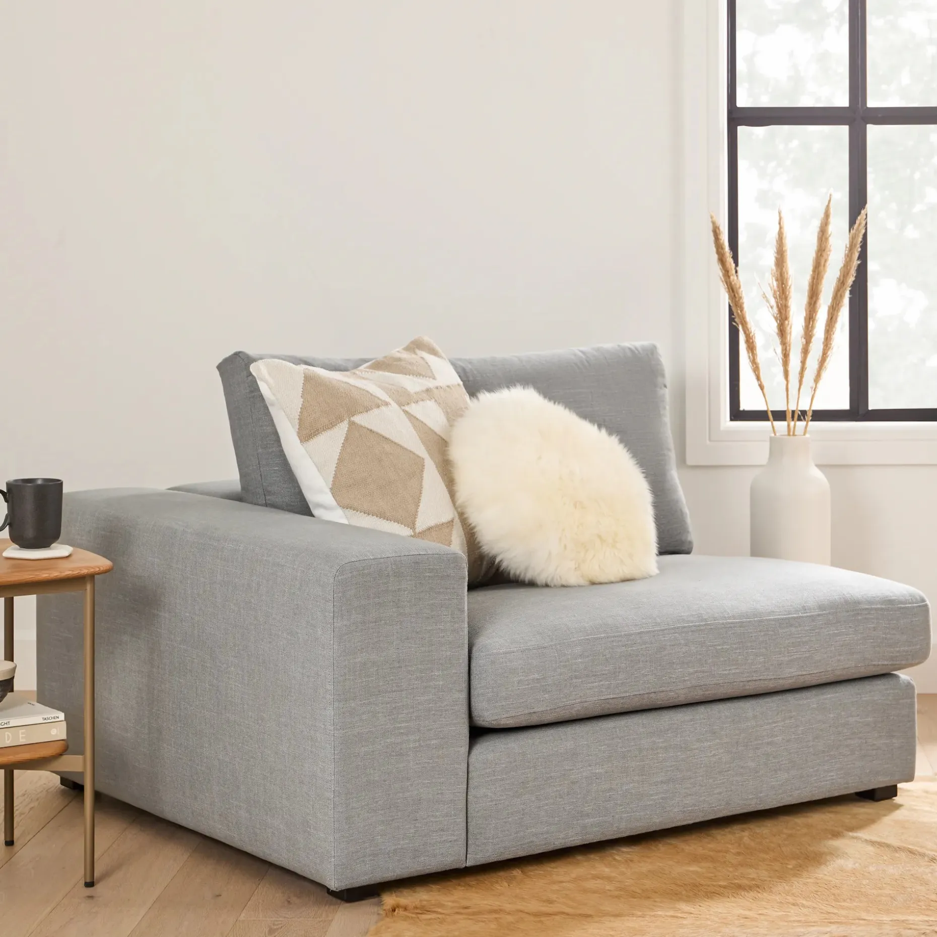 Lanna Round Sheepskin Pillow - Ivory