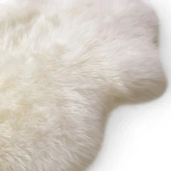 Lanna 2 x 3 Sheepskin Throw - Ivory