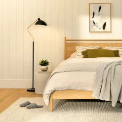Leap Floor Lamp - Black