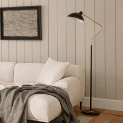 Leap Floor Lamp - Black