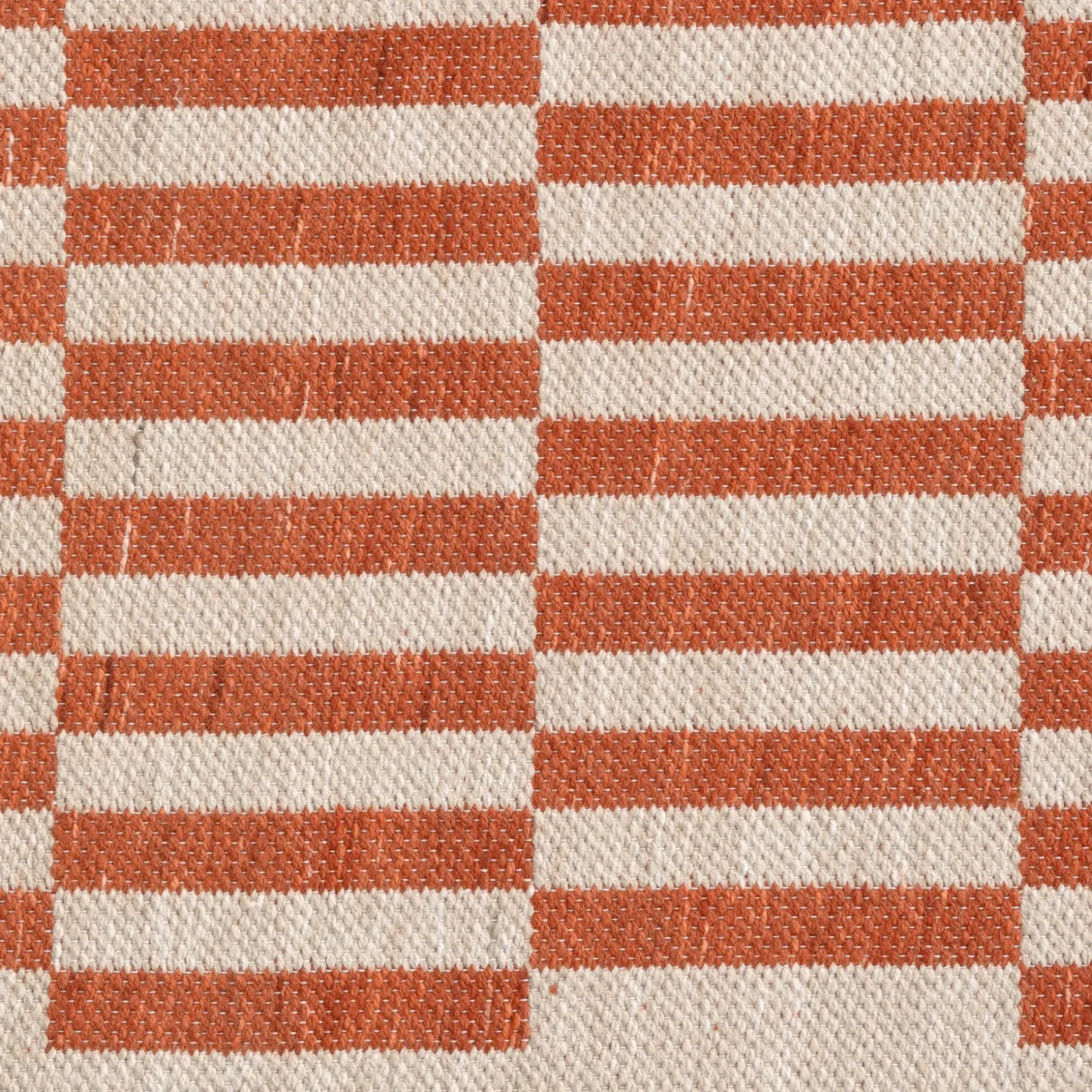 Lecano 8 x 10 Indoor/Outdoor Rug - Checkered Rust