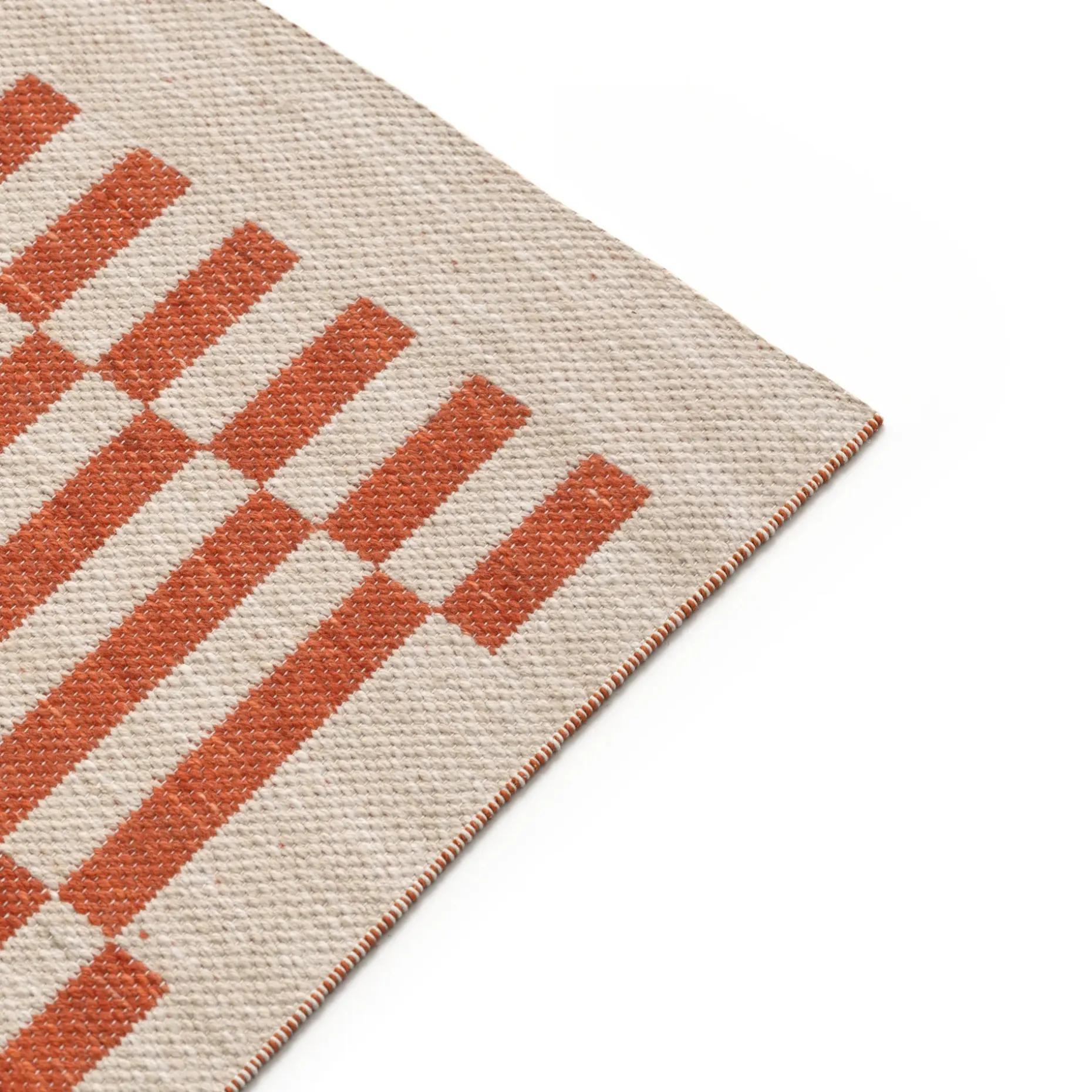 Lecano 8 x 10 Indoor/Outdoor Rug - Checkered Rust