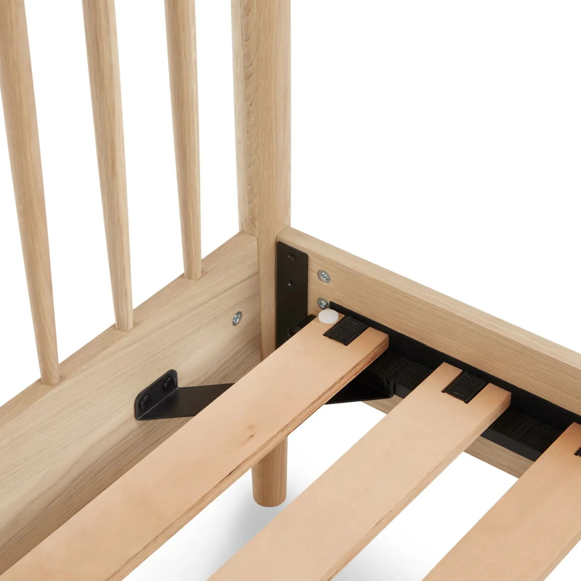 Lenia Full Bed - White Oak