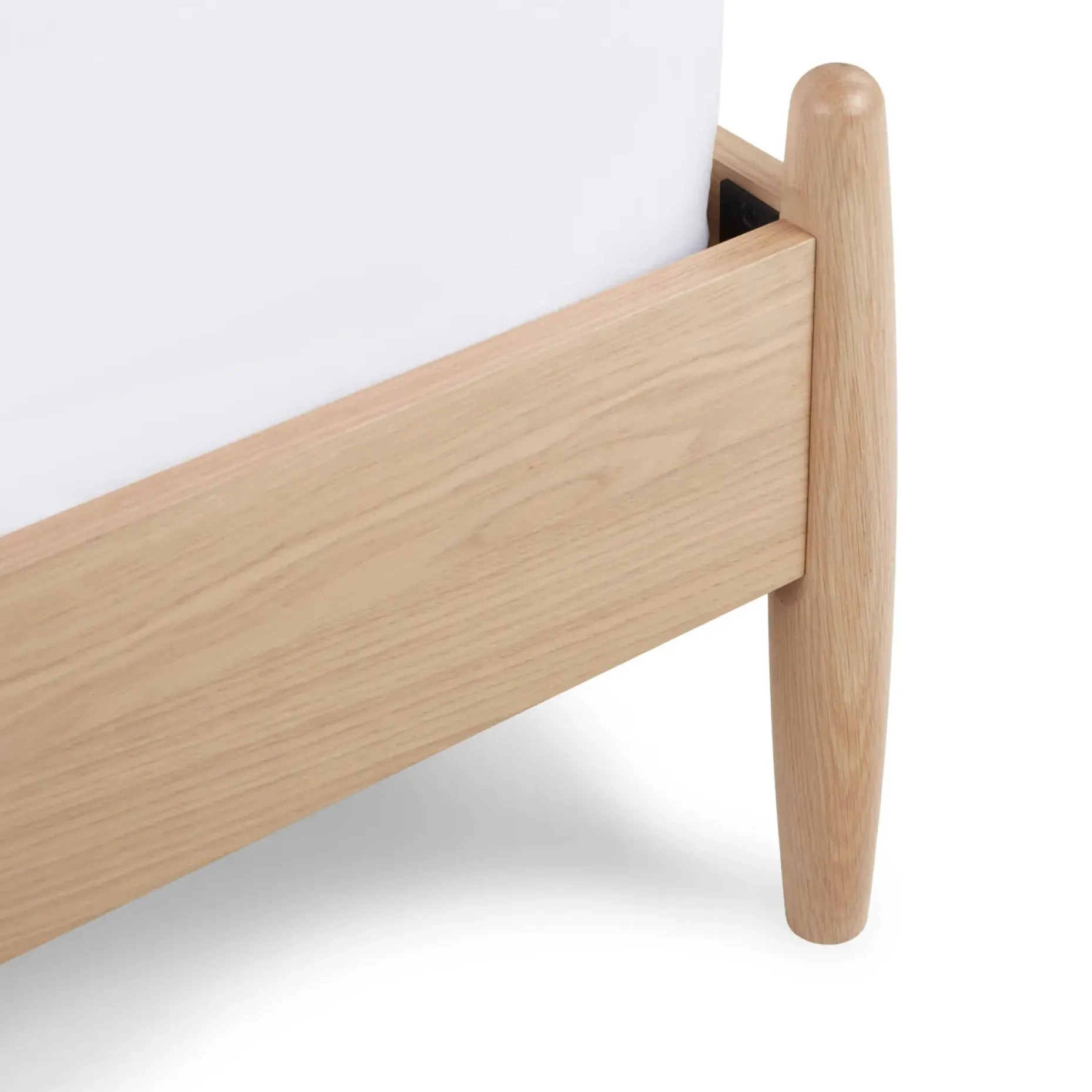 Lenia Full Bed - White Oak