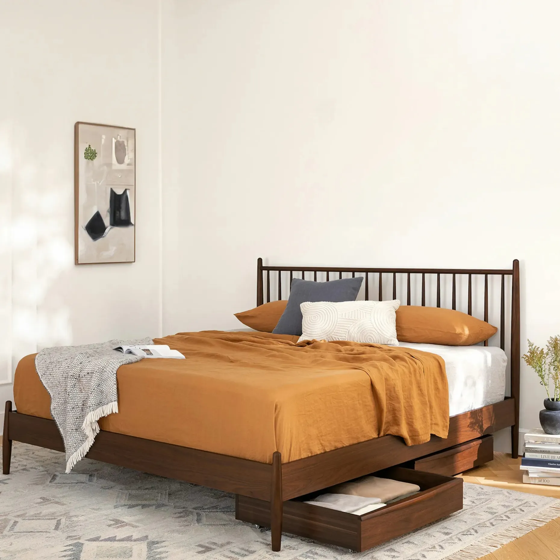 Lenia King Bed - Walnut