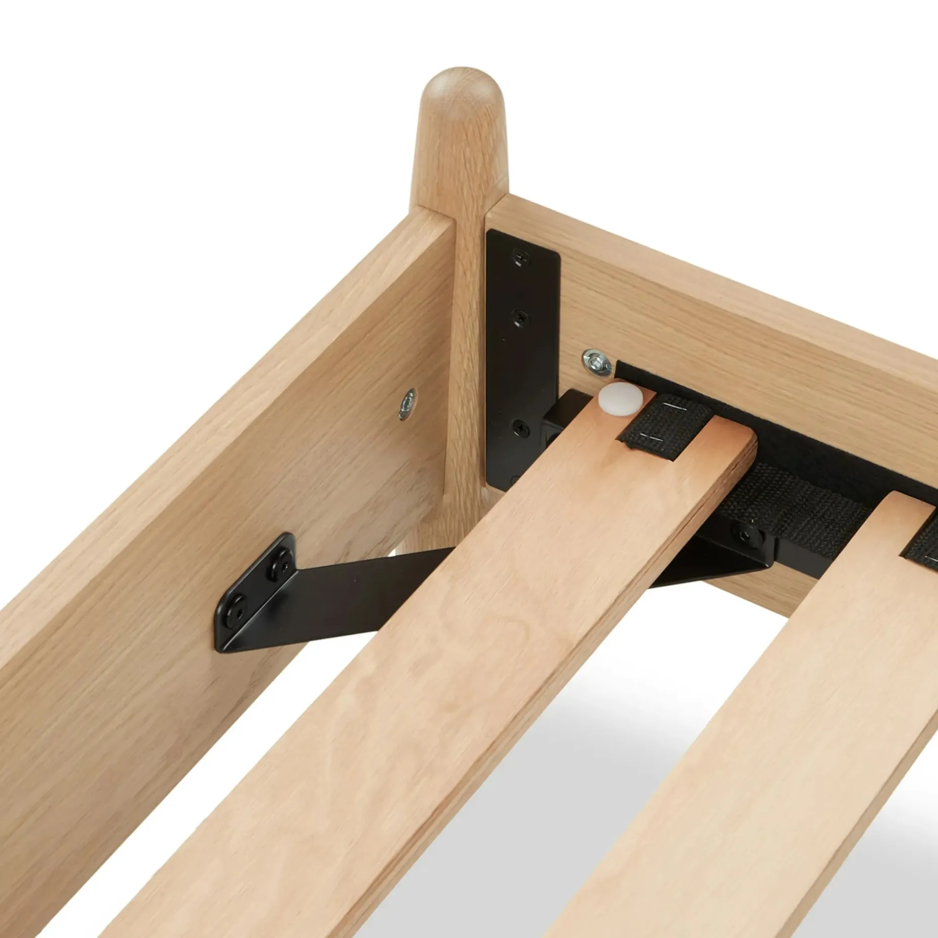 Lenia King Bed - White Oak