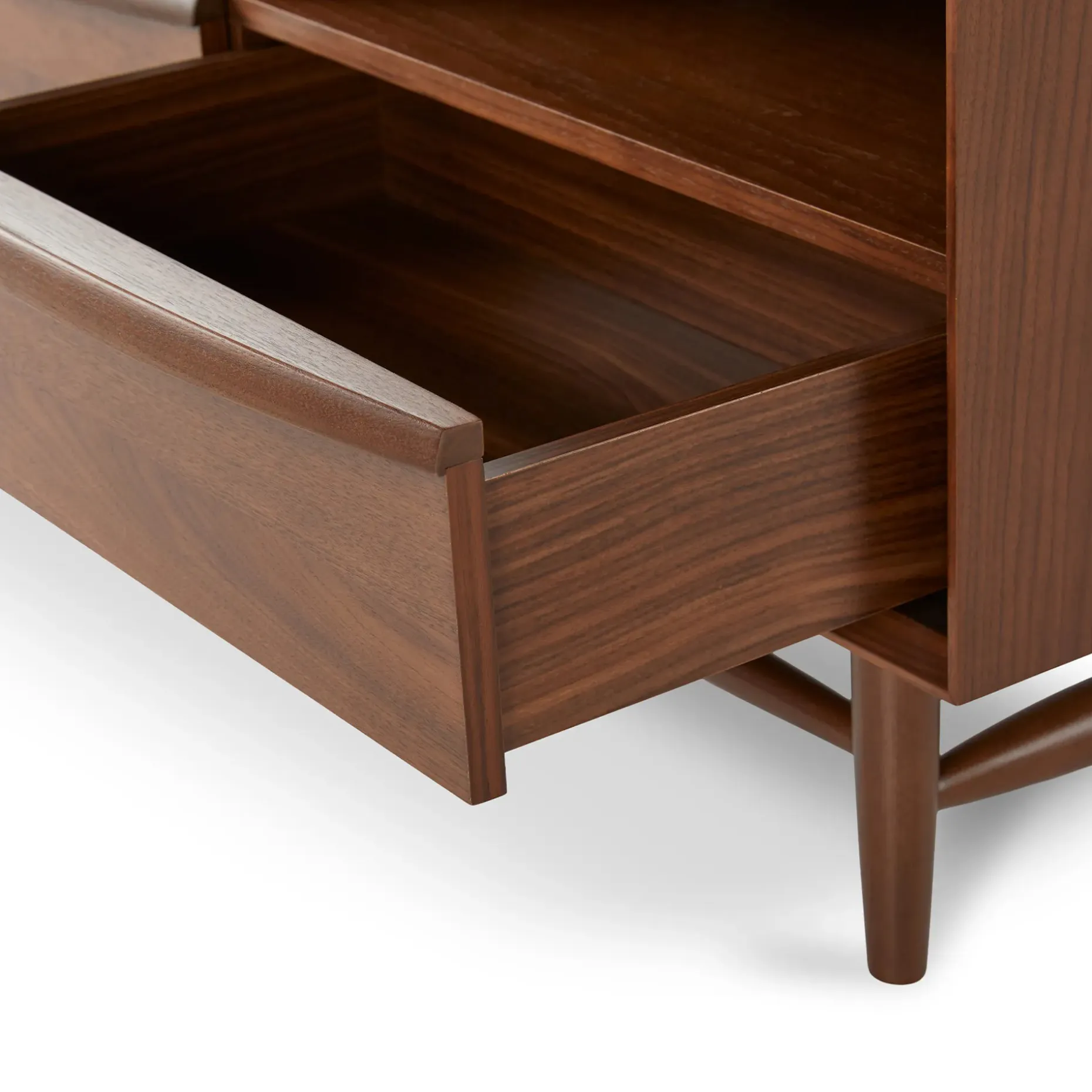 Lenia 42" Low Media Unit - Walnut