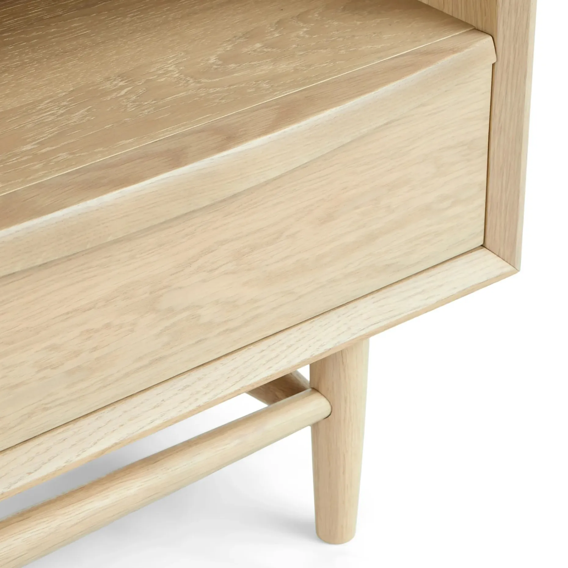 Lenia 63" Low Media Unit - White Oak