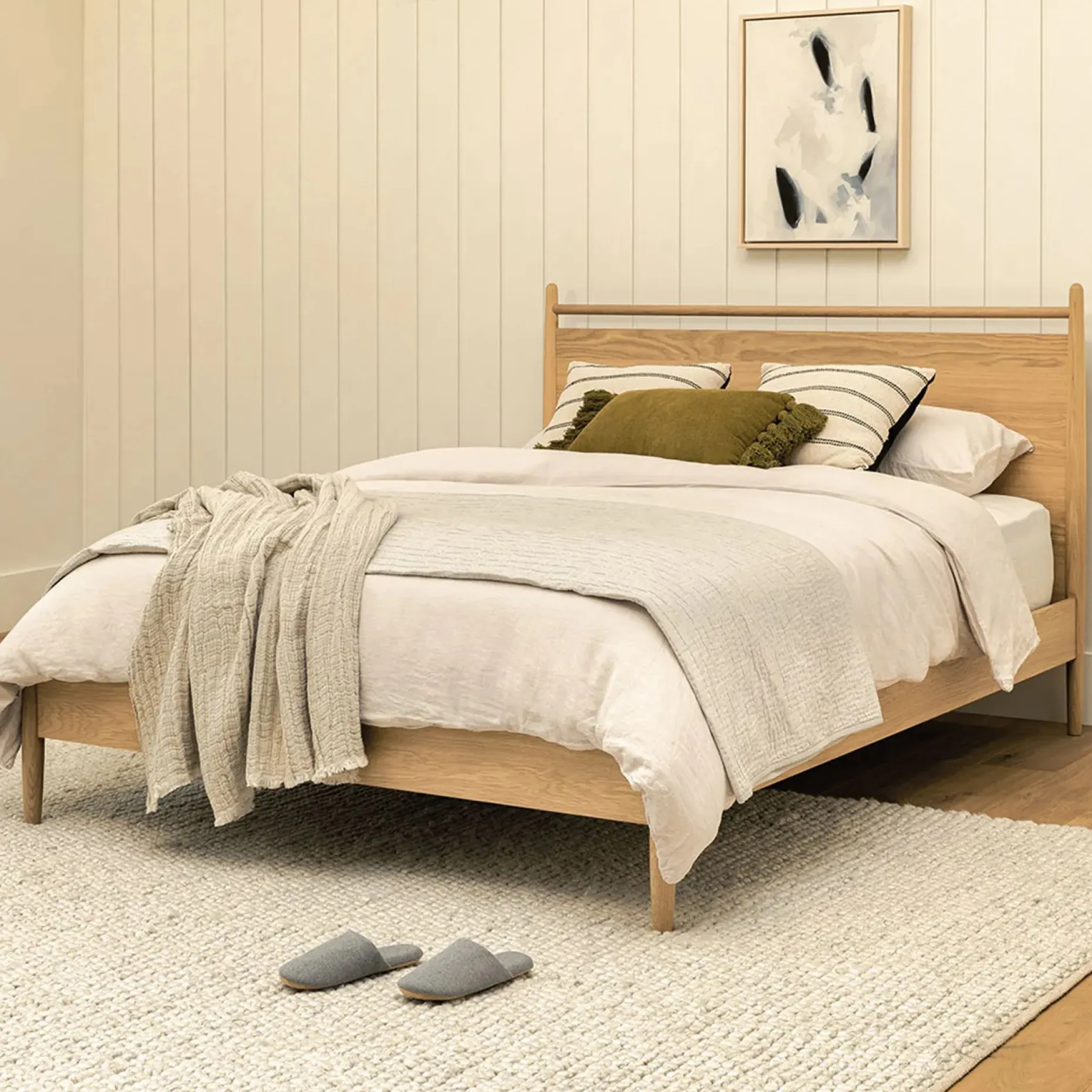 Lenia Queen Panel Bed - White Oak