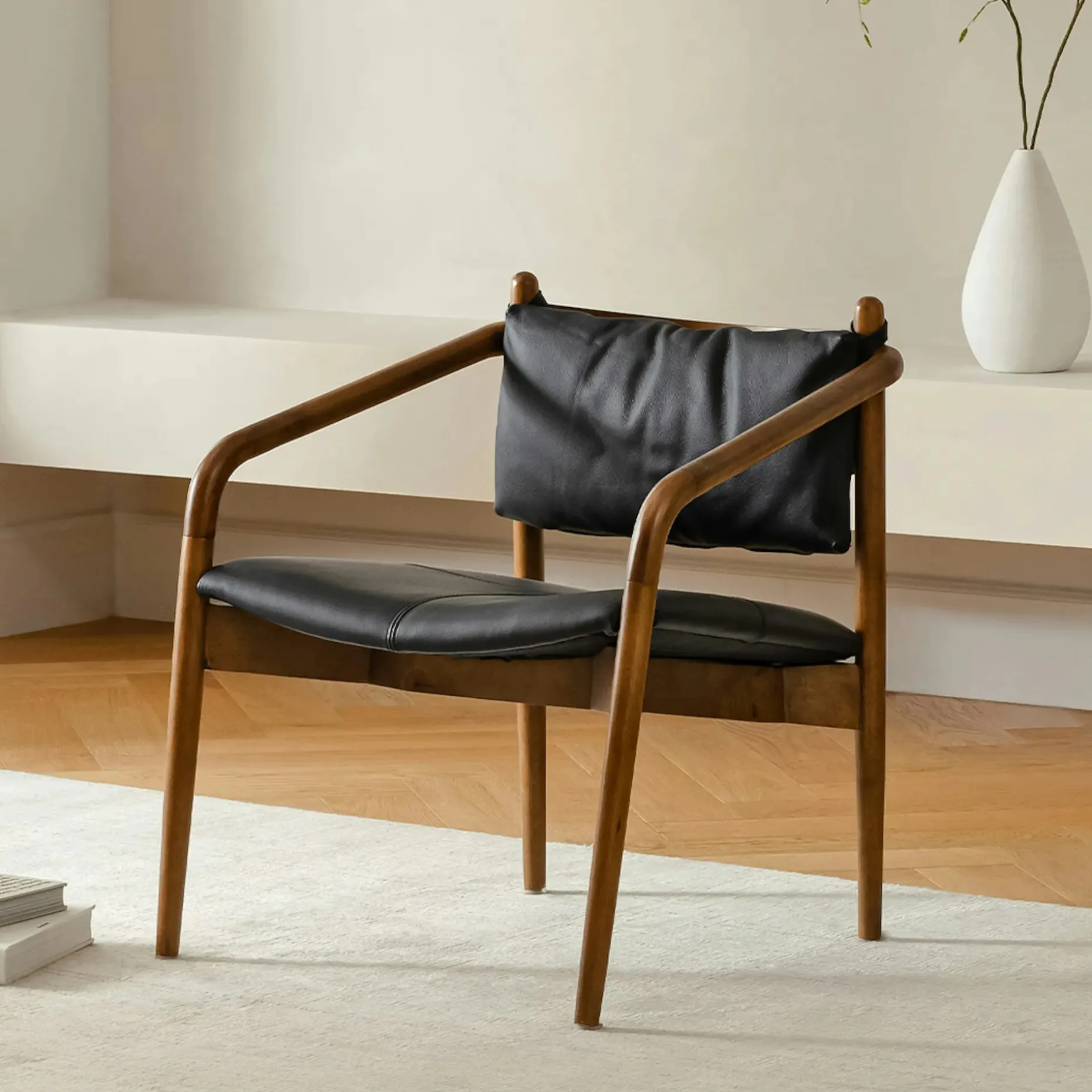 Lento 25" Leather Lounge Chair - Black