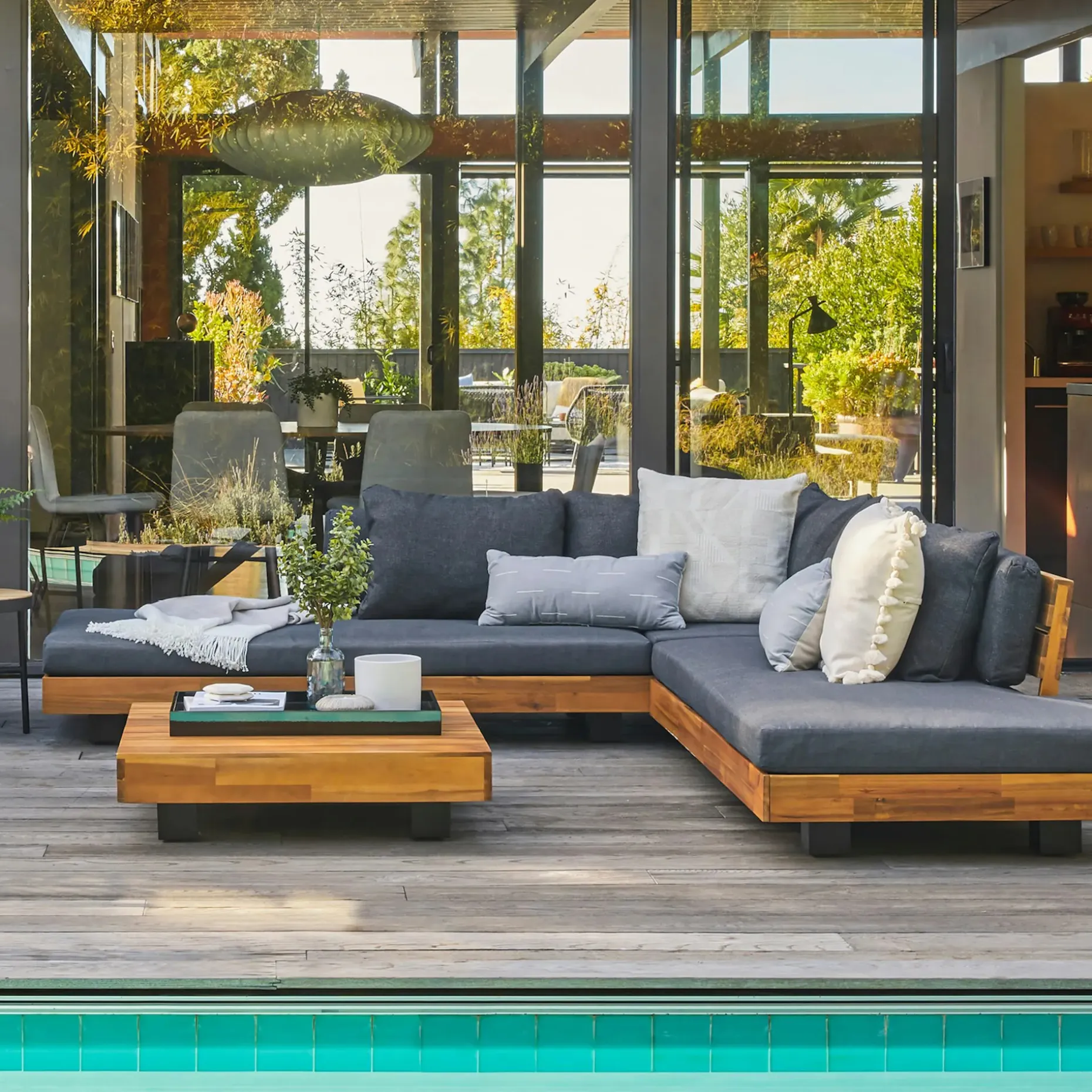 Lubek 100.5" Outdoor Low Corner Sectional - Slate Gray